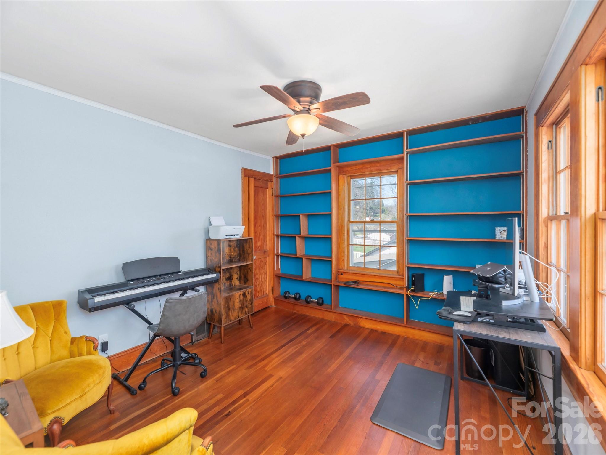 main property photo 20
