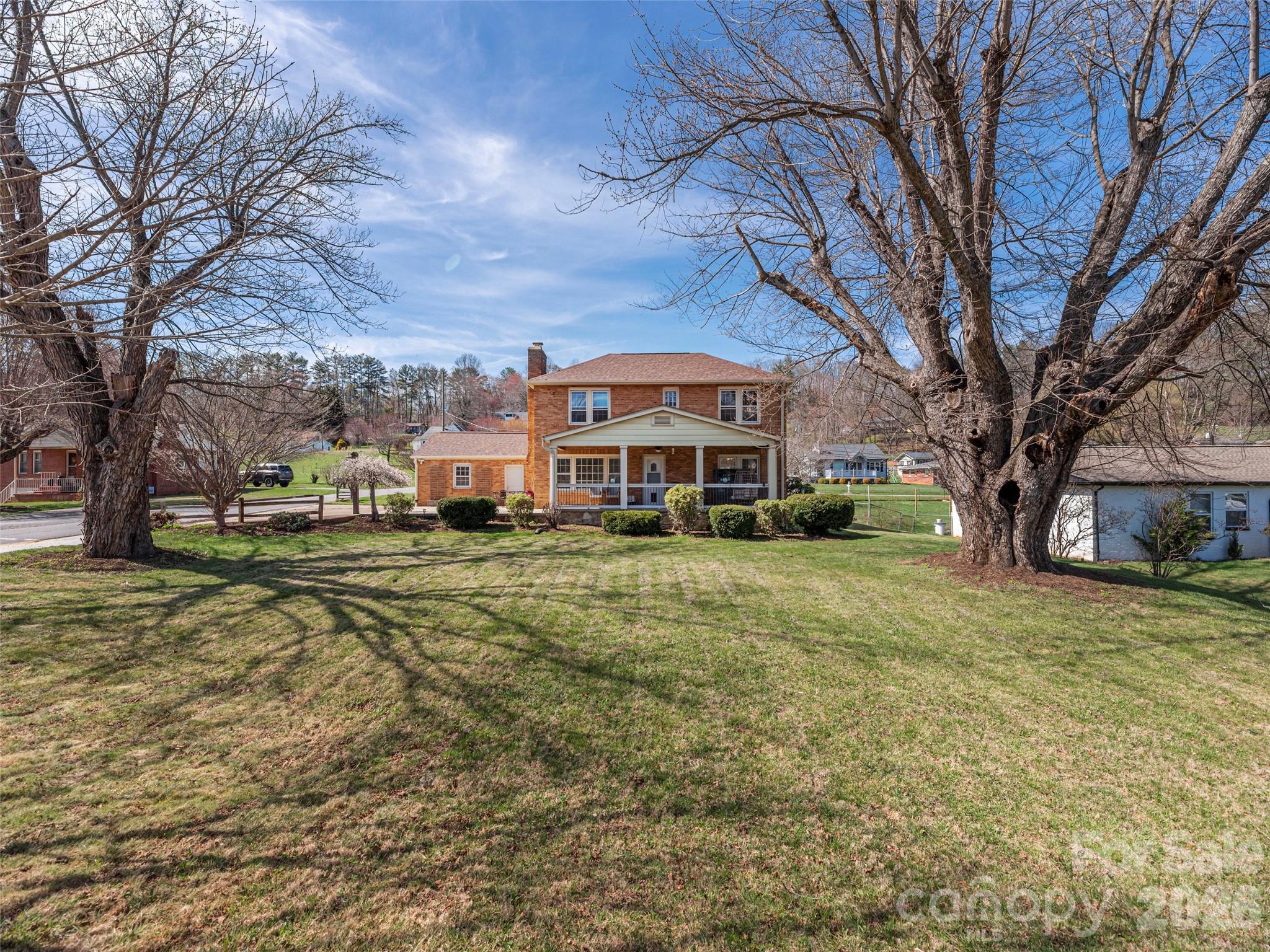 main property photo 35