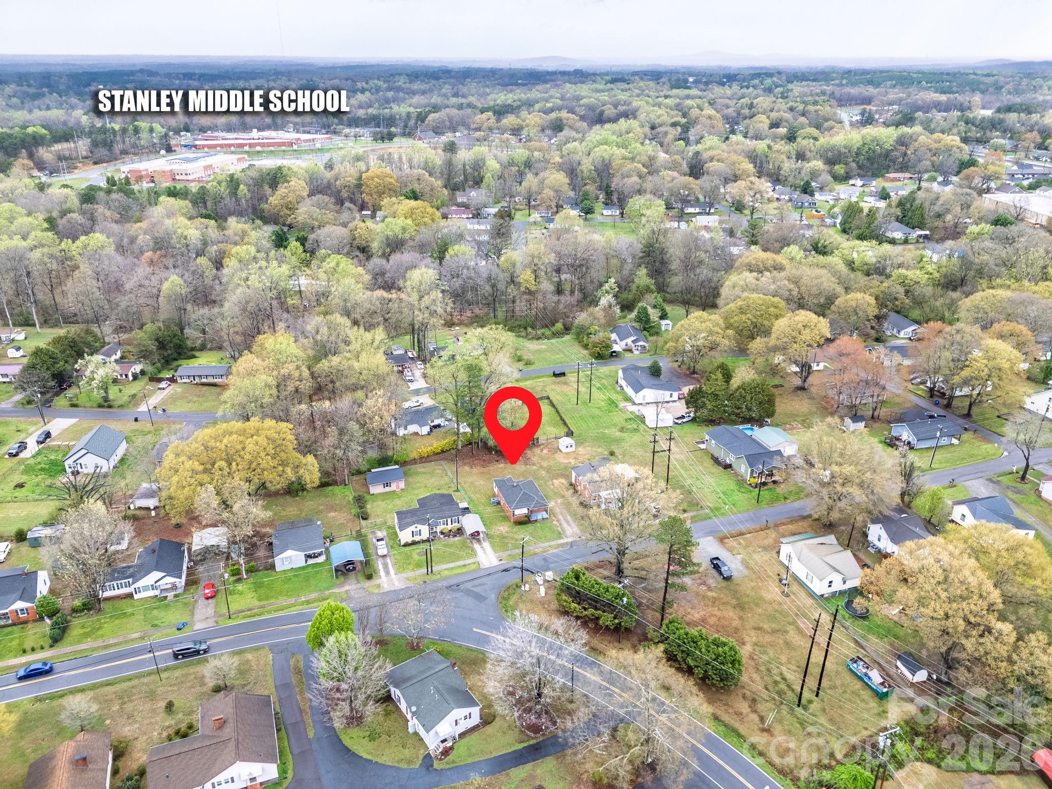 main property photo 23