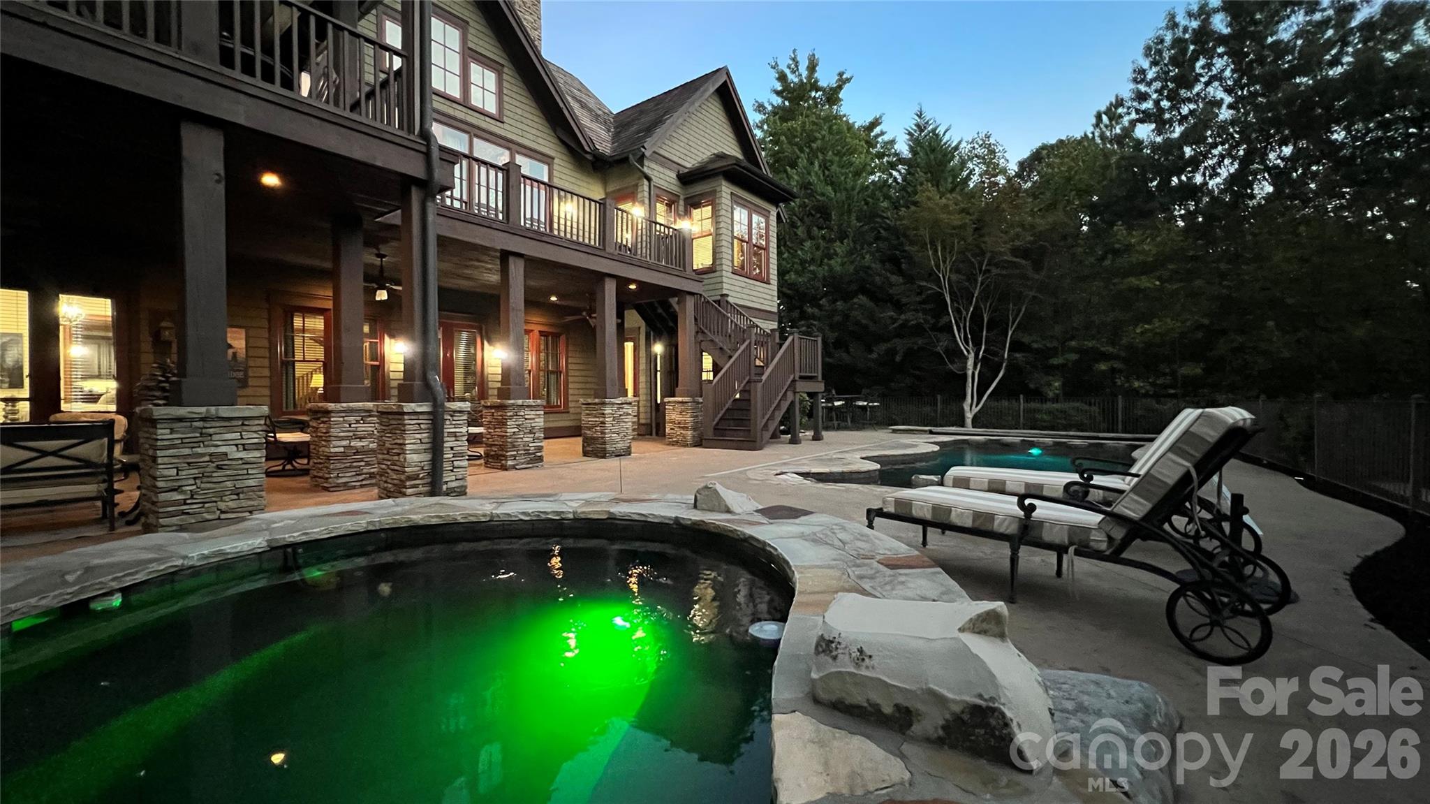 main property photo 4