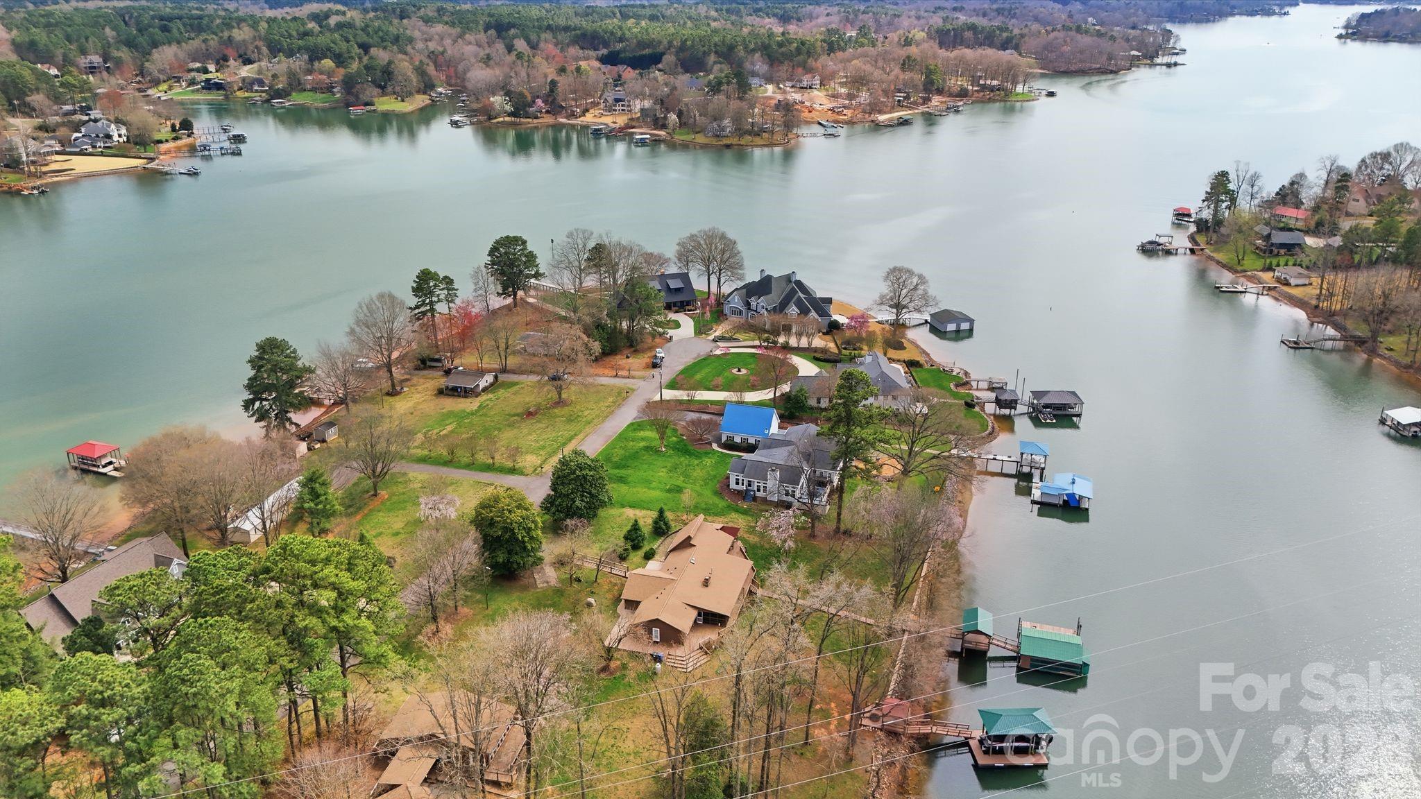 main property photo 13