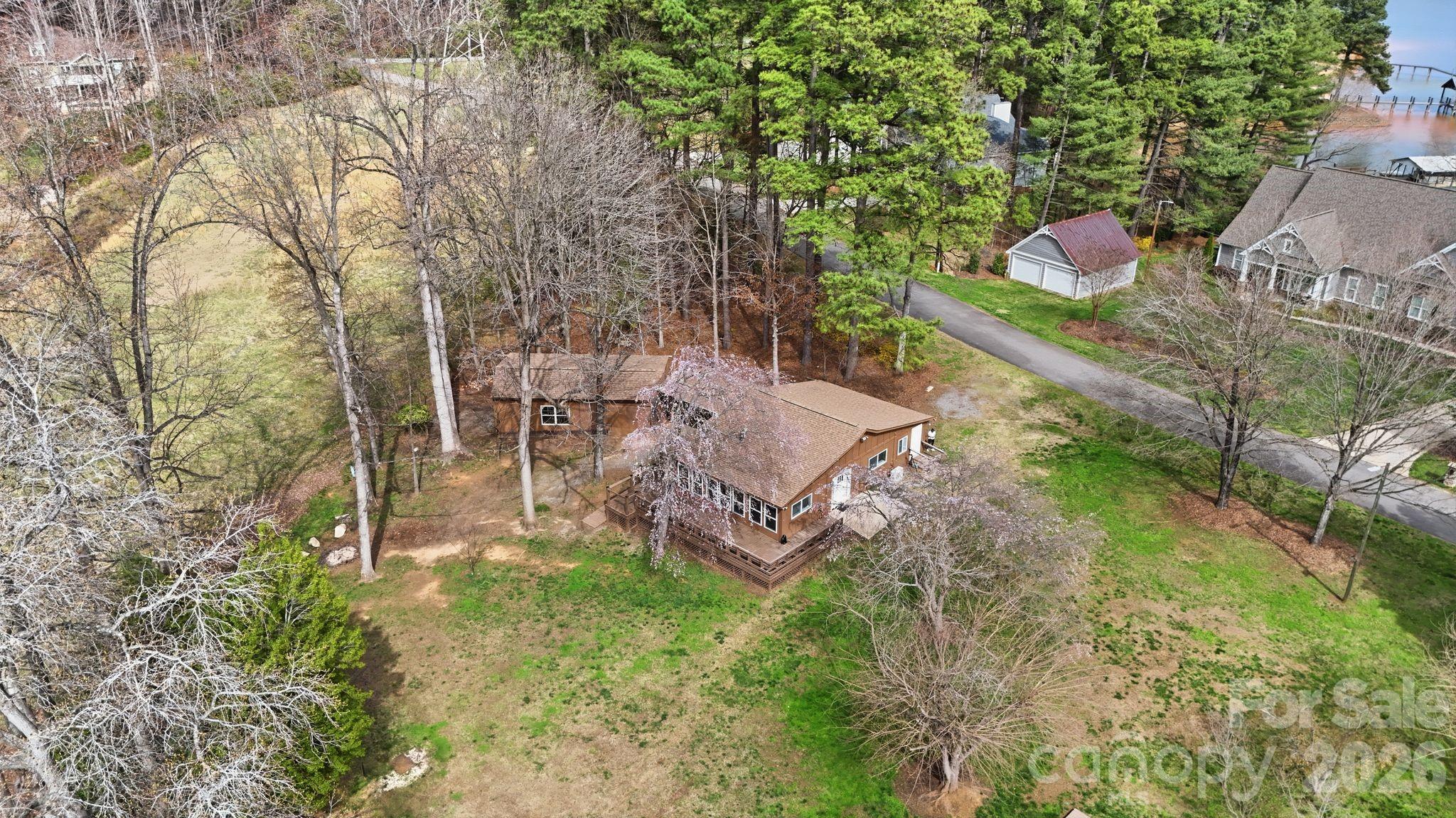 main property photo 15