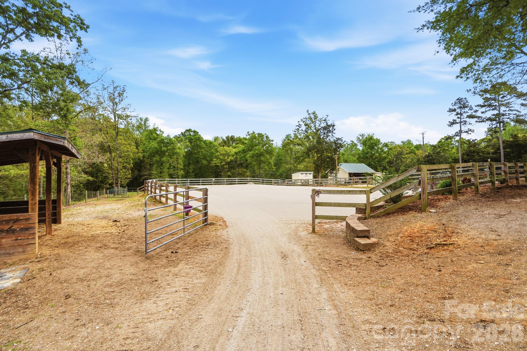main property photo 14