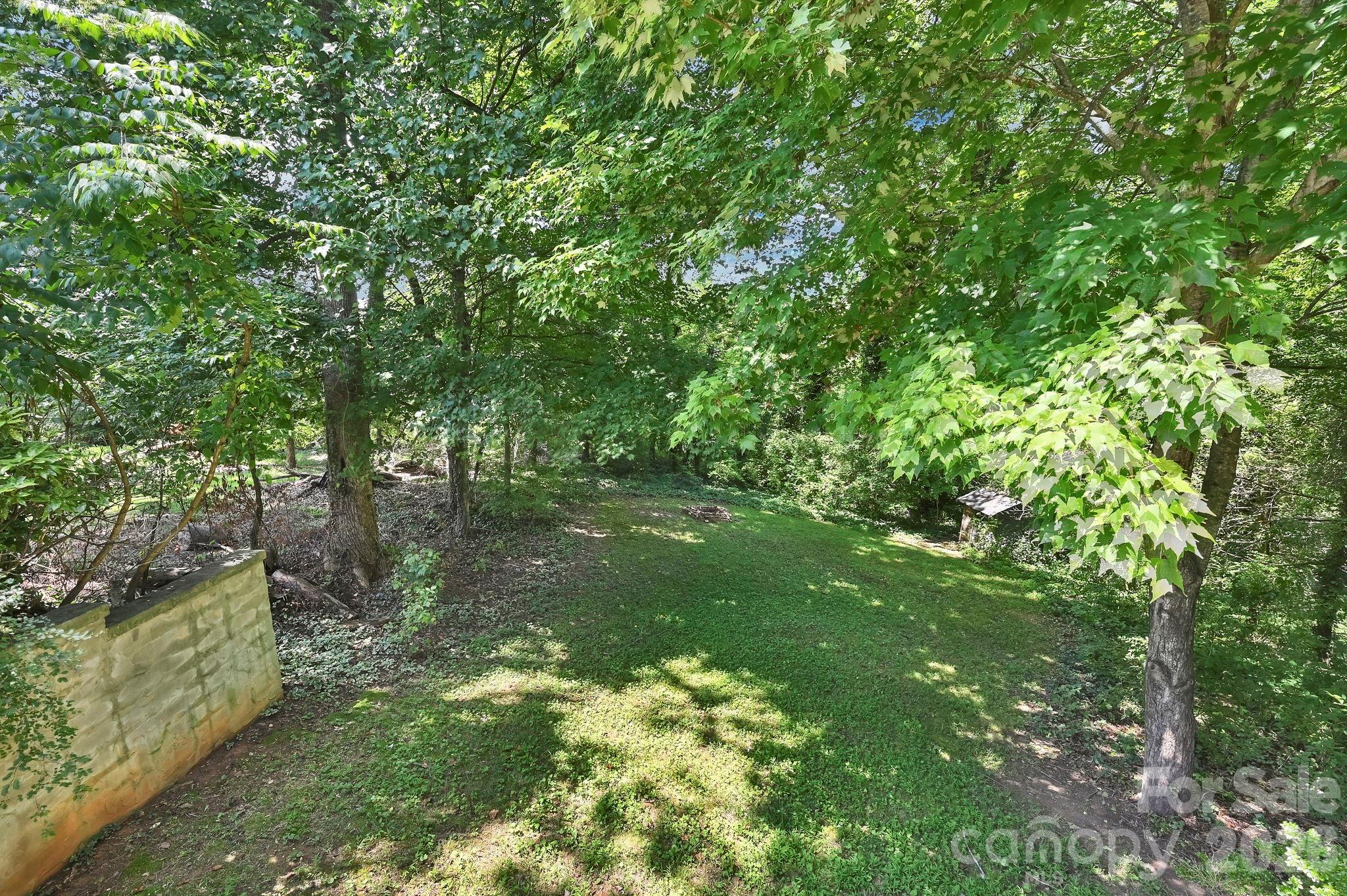 main property photo 28