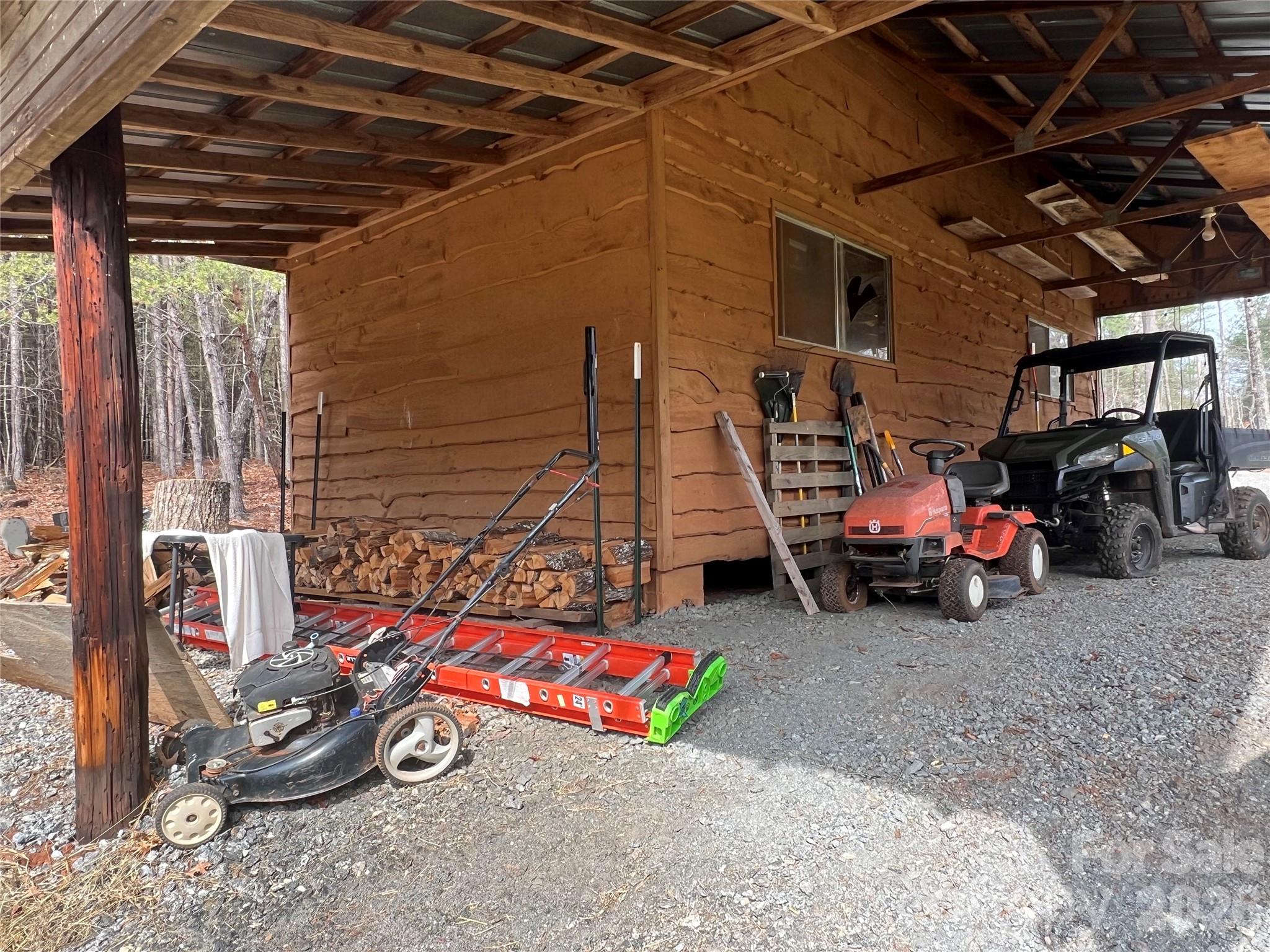 main property photo 20