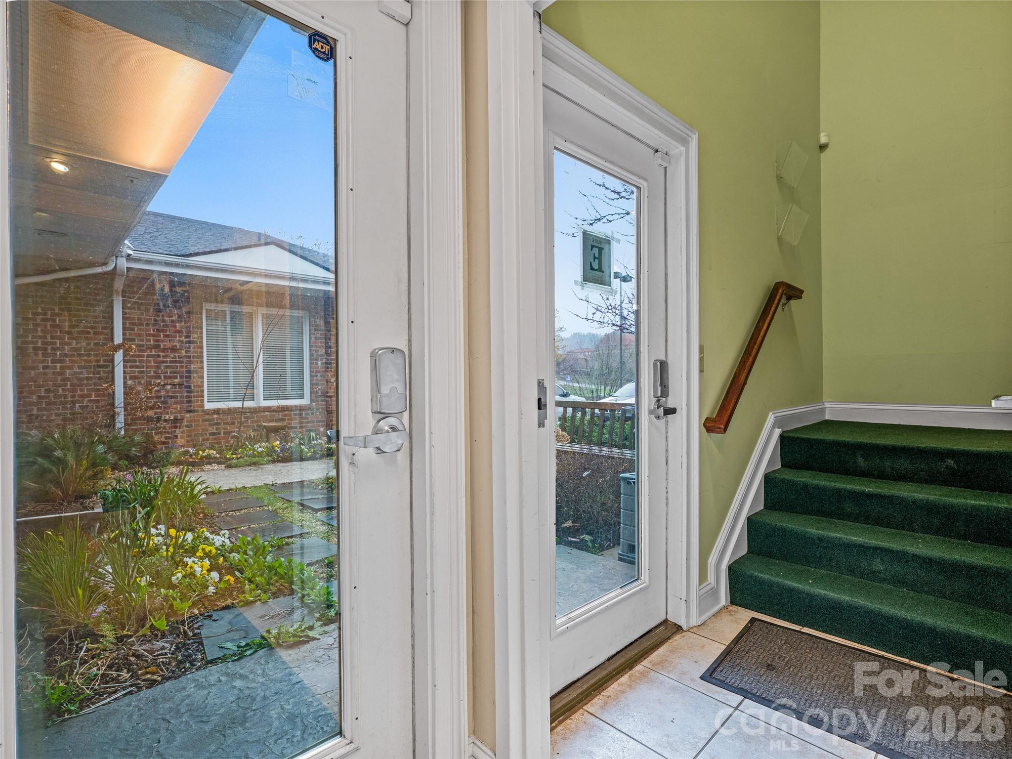 main property photo 30