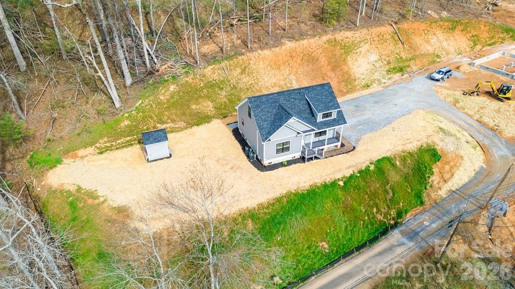 main property photo 10