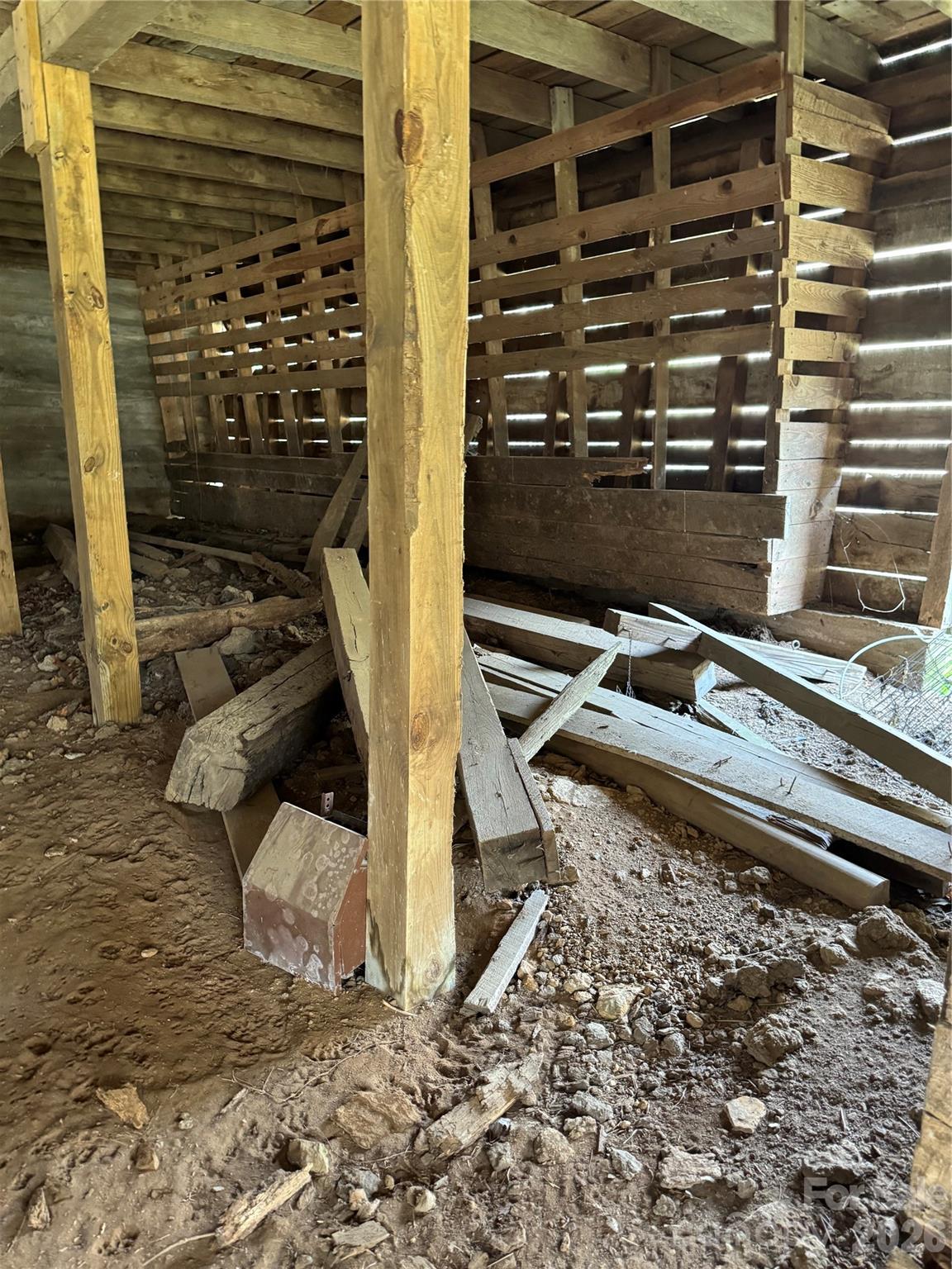 property viewer photo 35
