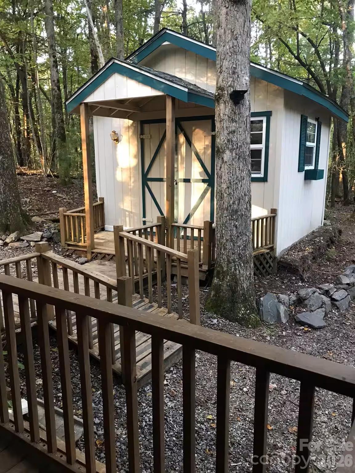 main property photo 11