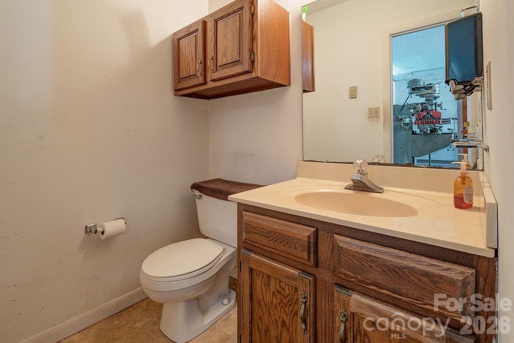 main property photo 16