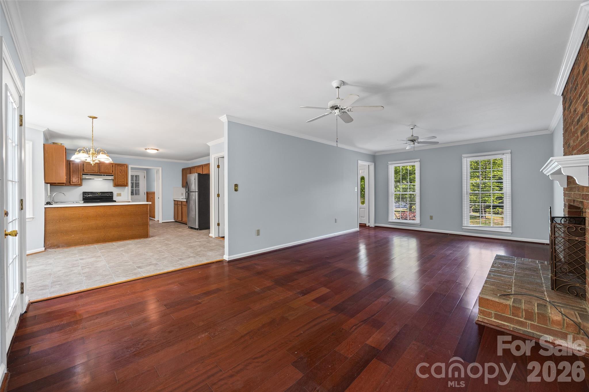 property viewer photo 10