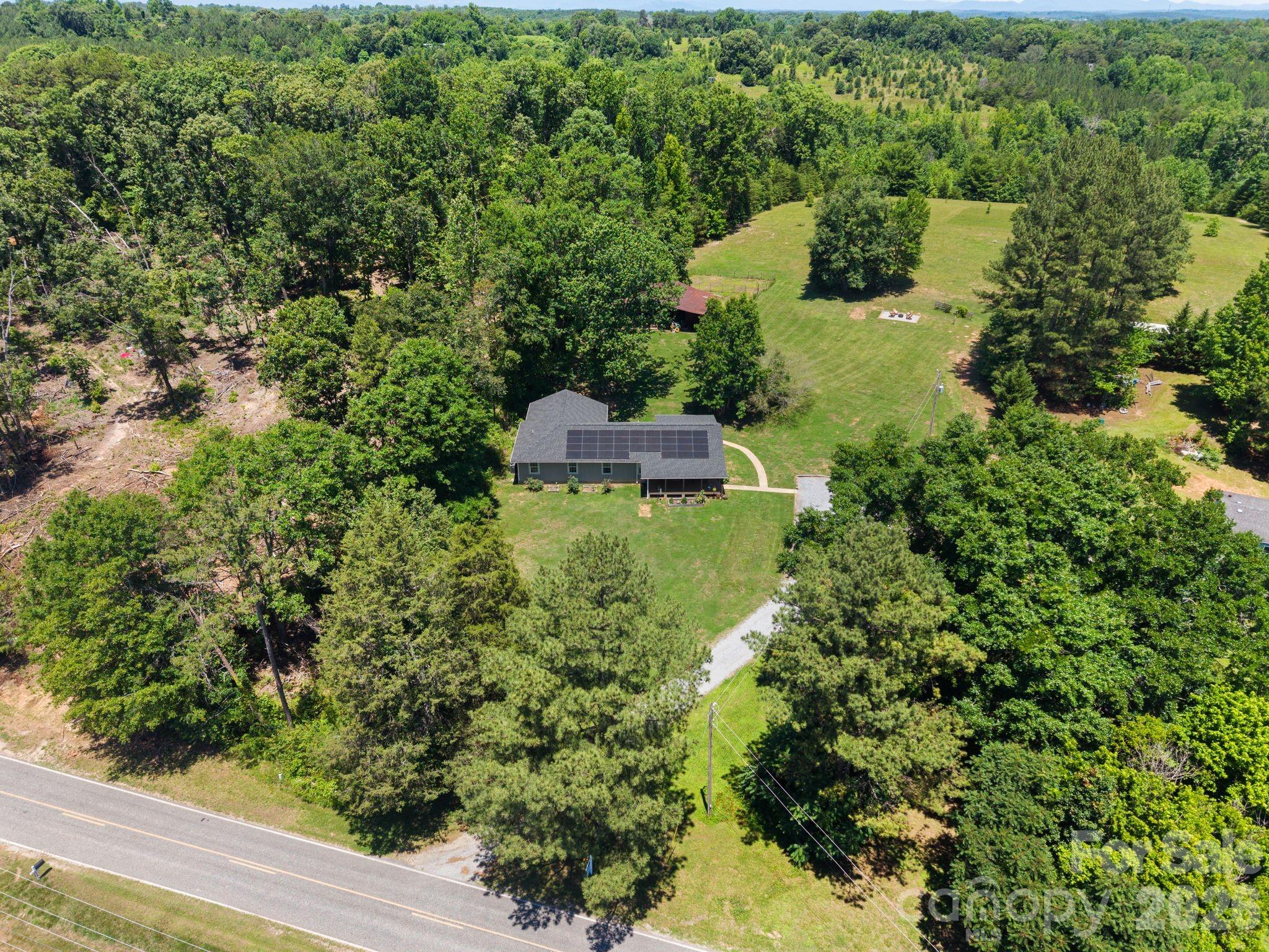 main property photo 38