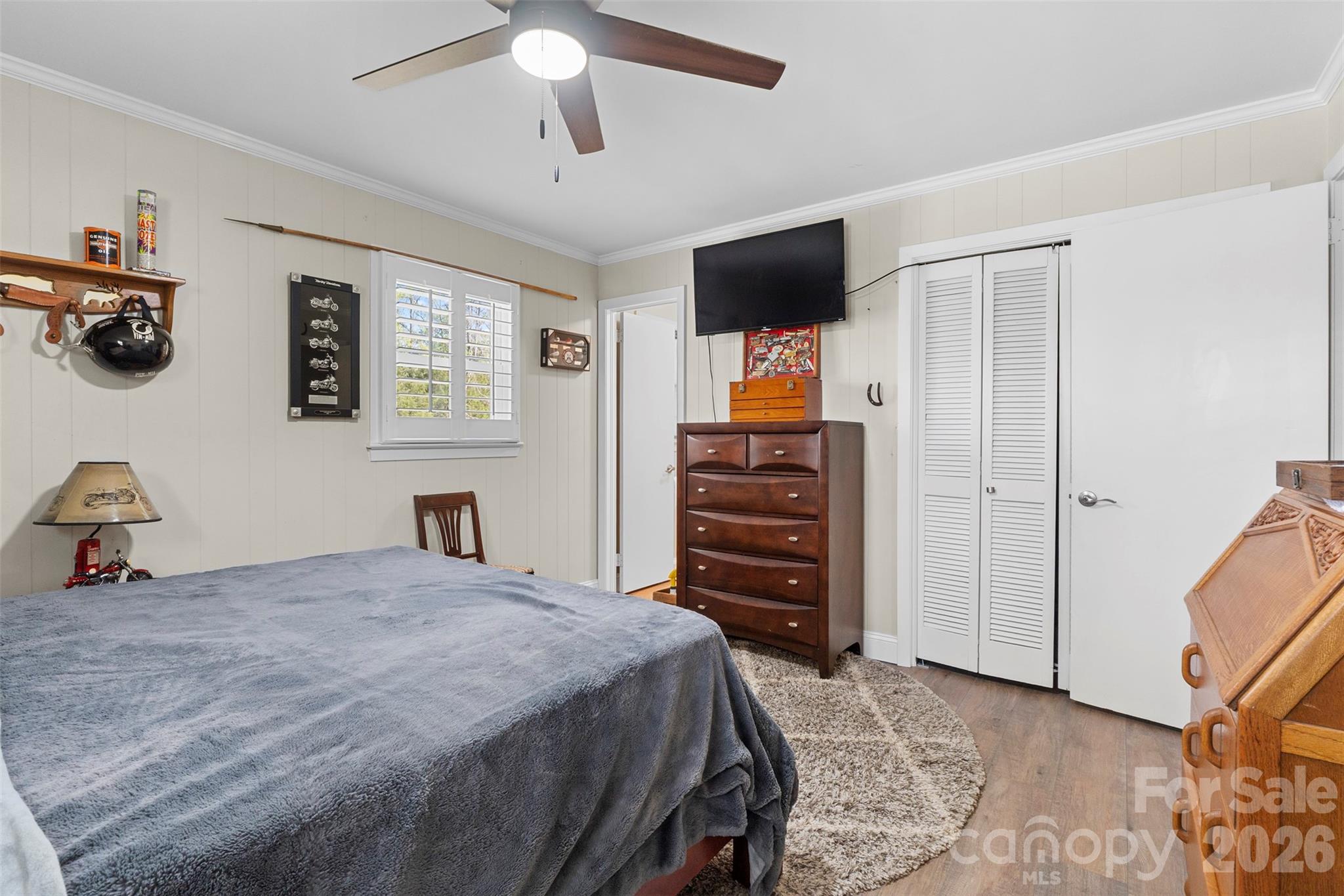 main property photo 14
