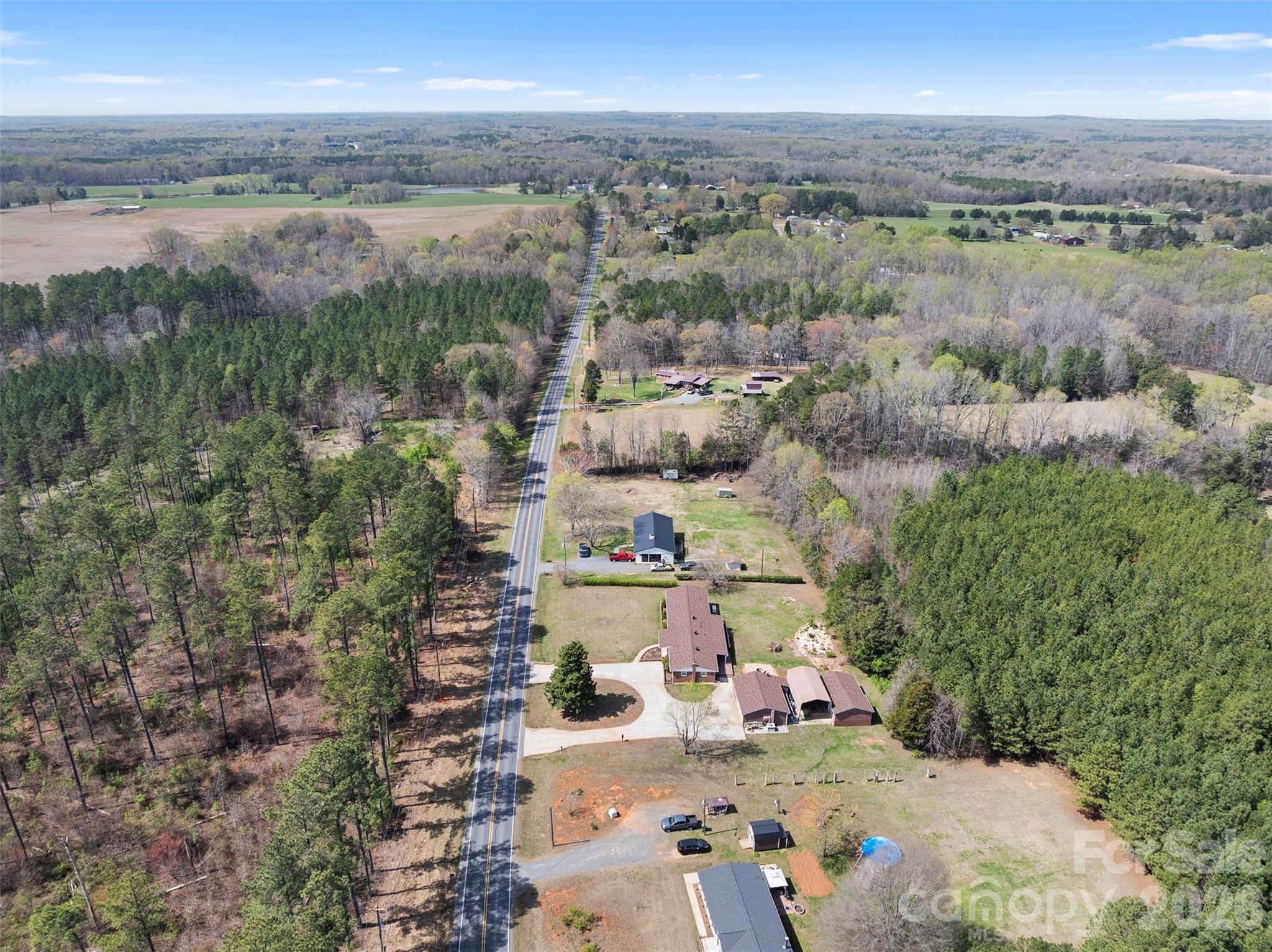 main property photo 33