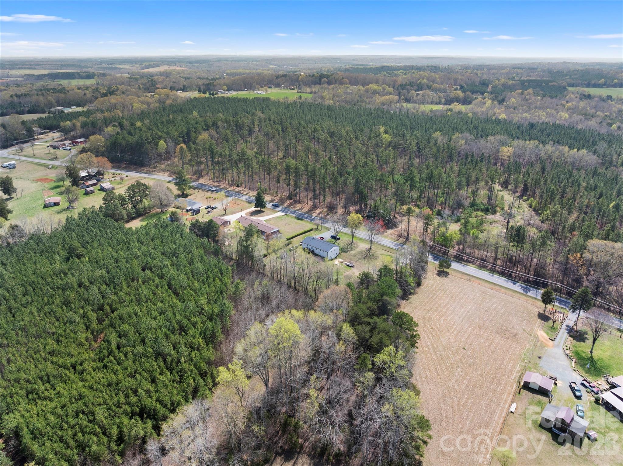 main property photo 35