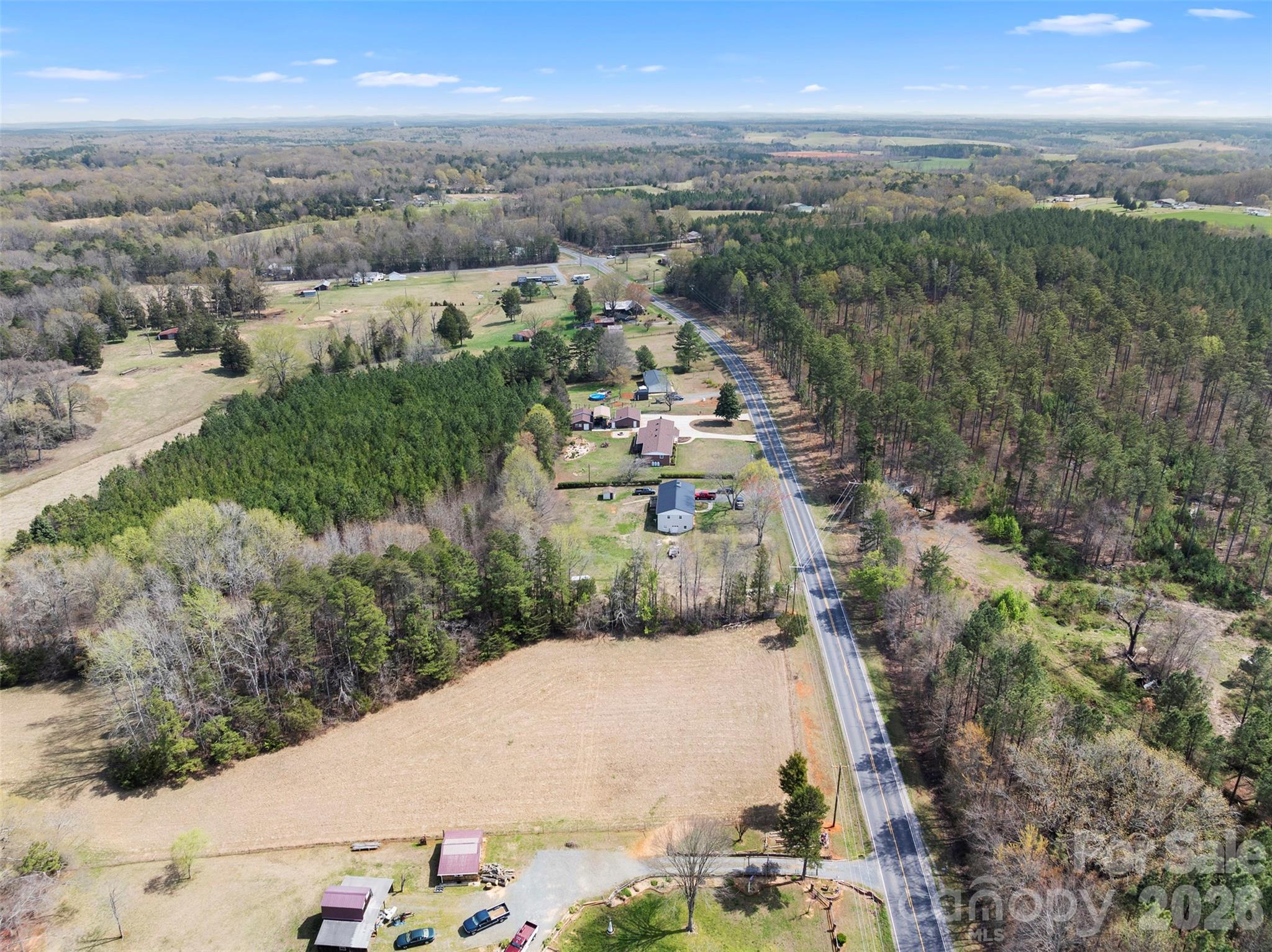 main property photo 36