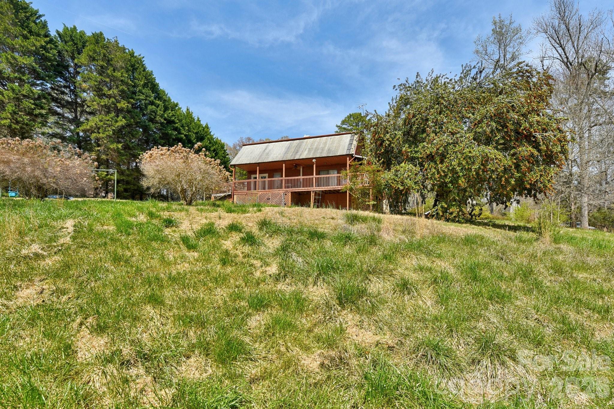 main property photo 26