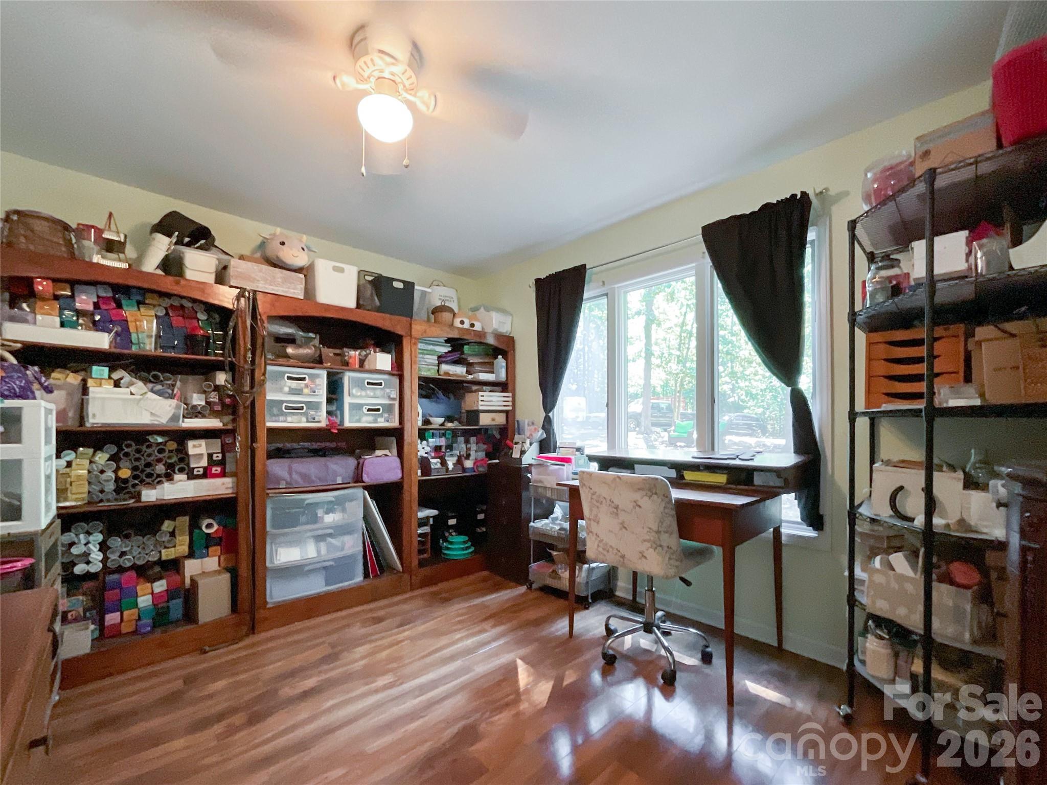 main property photo 24