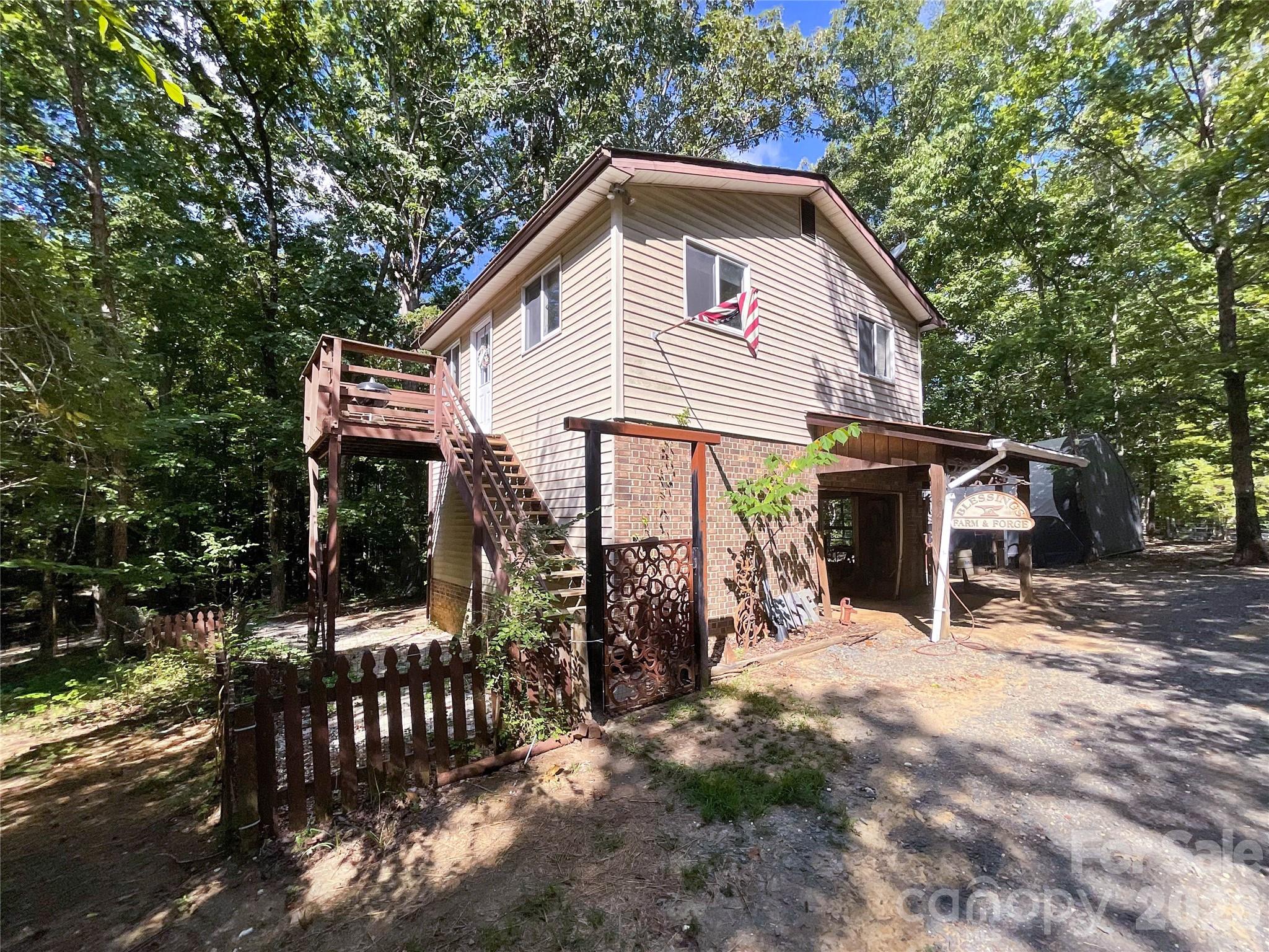main property photo 38