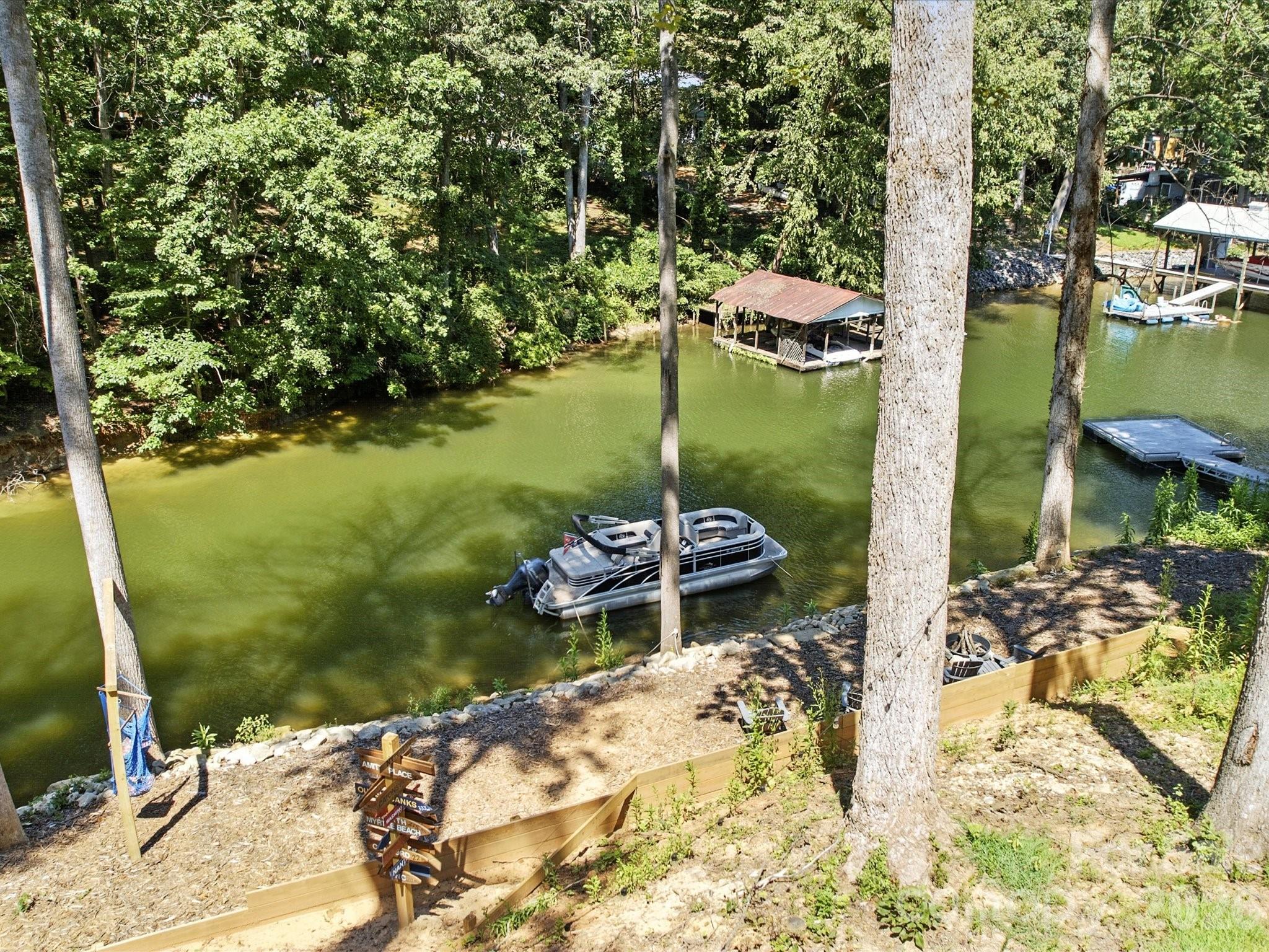 main property photo 27