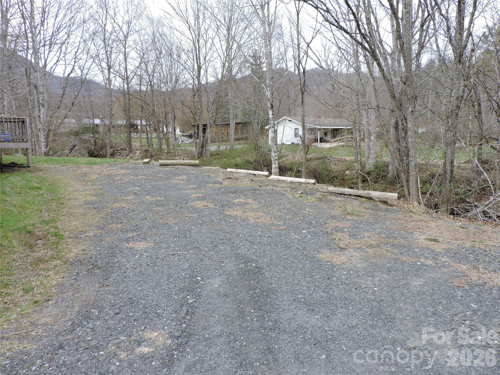main property photo 12