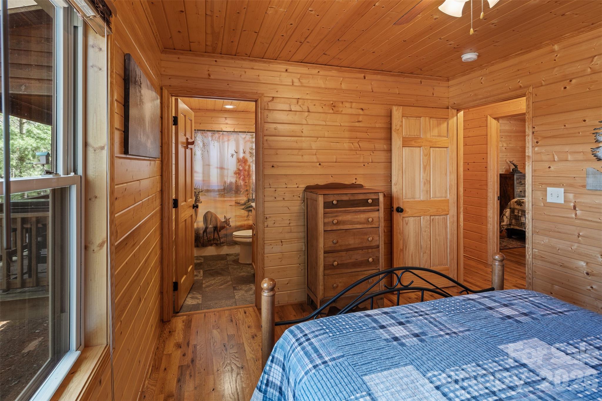 main property photo 18