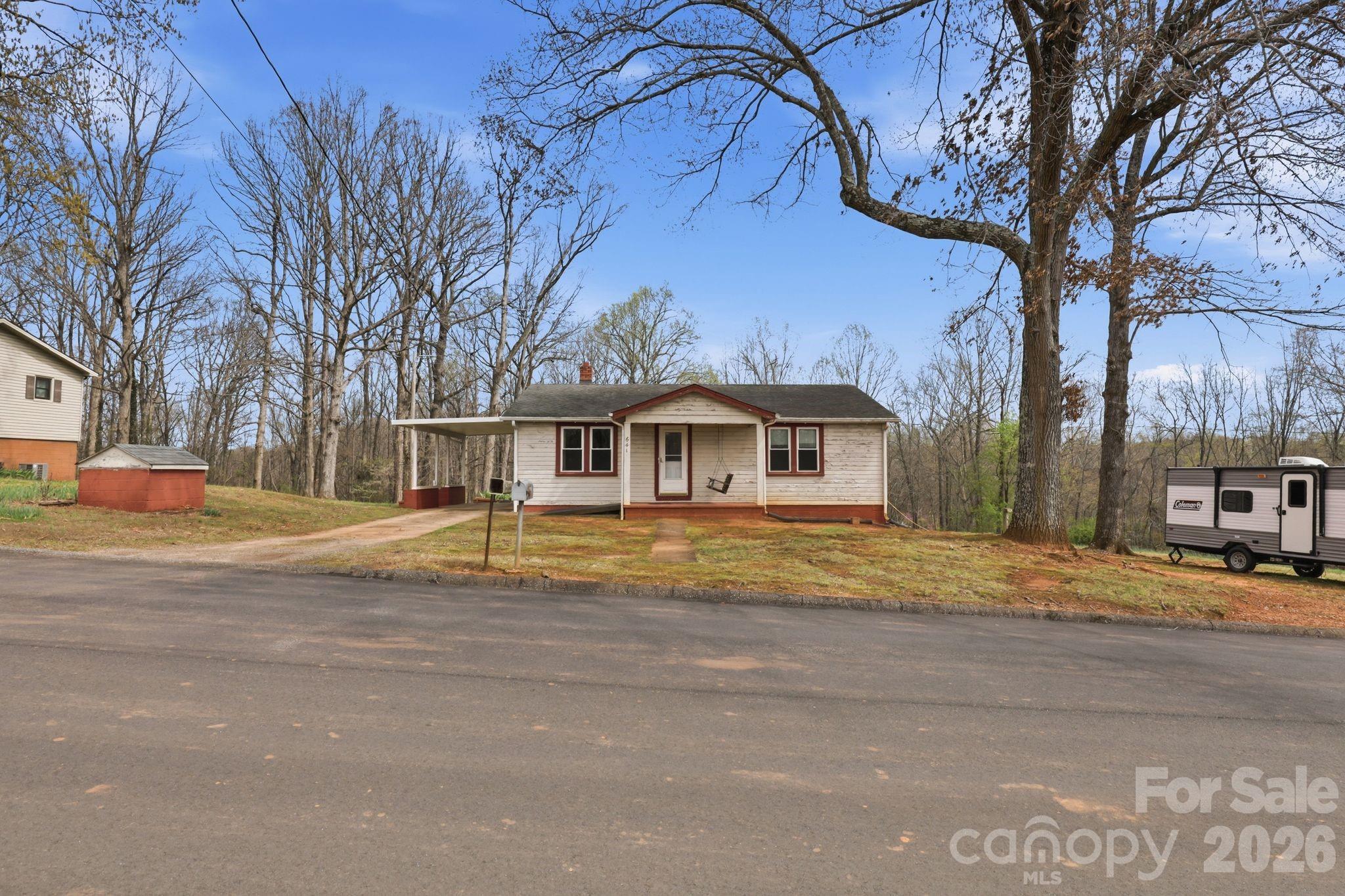 main property photo 5