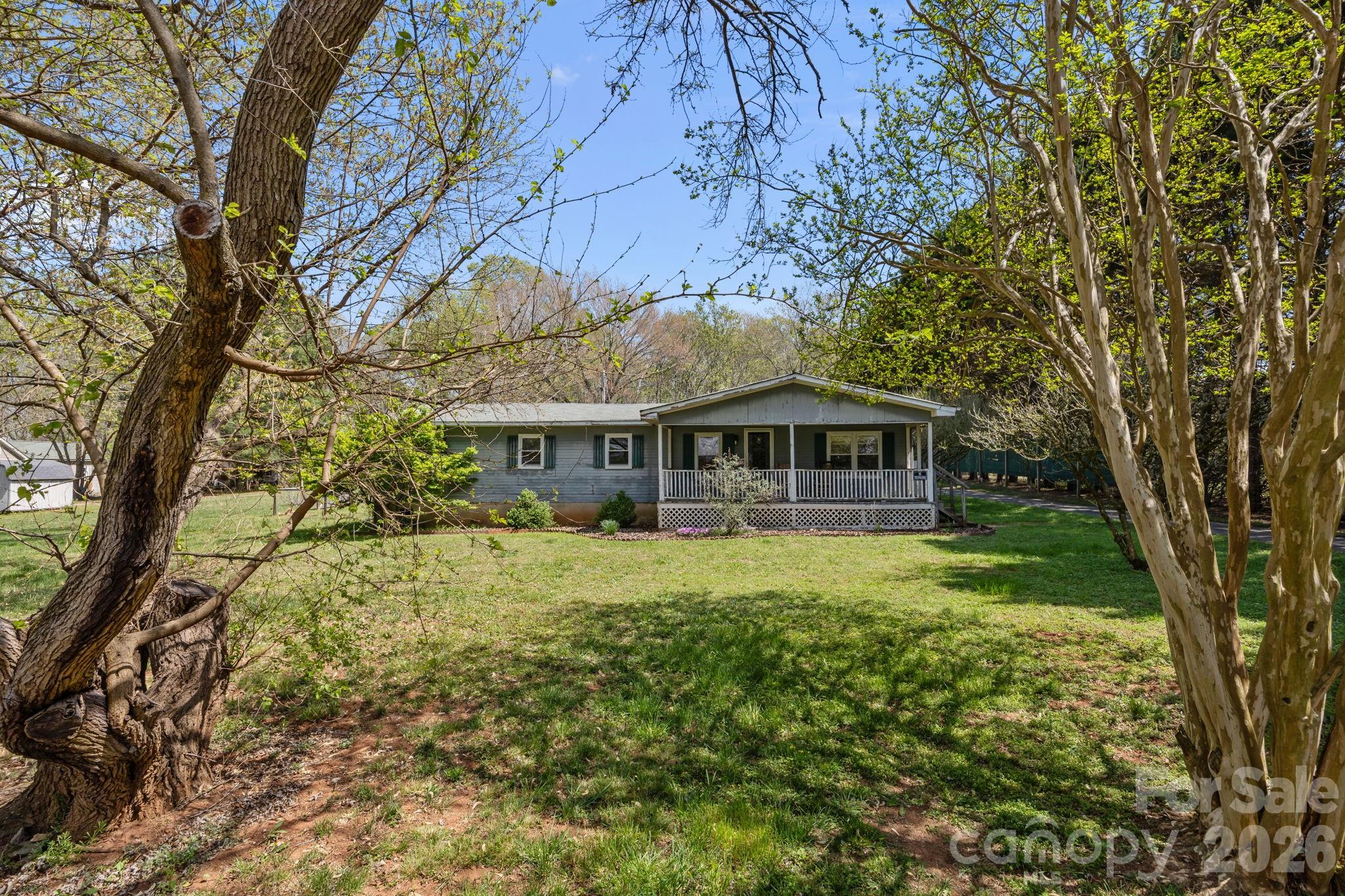 main property photo 14