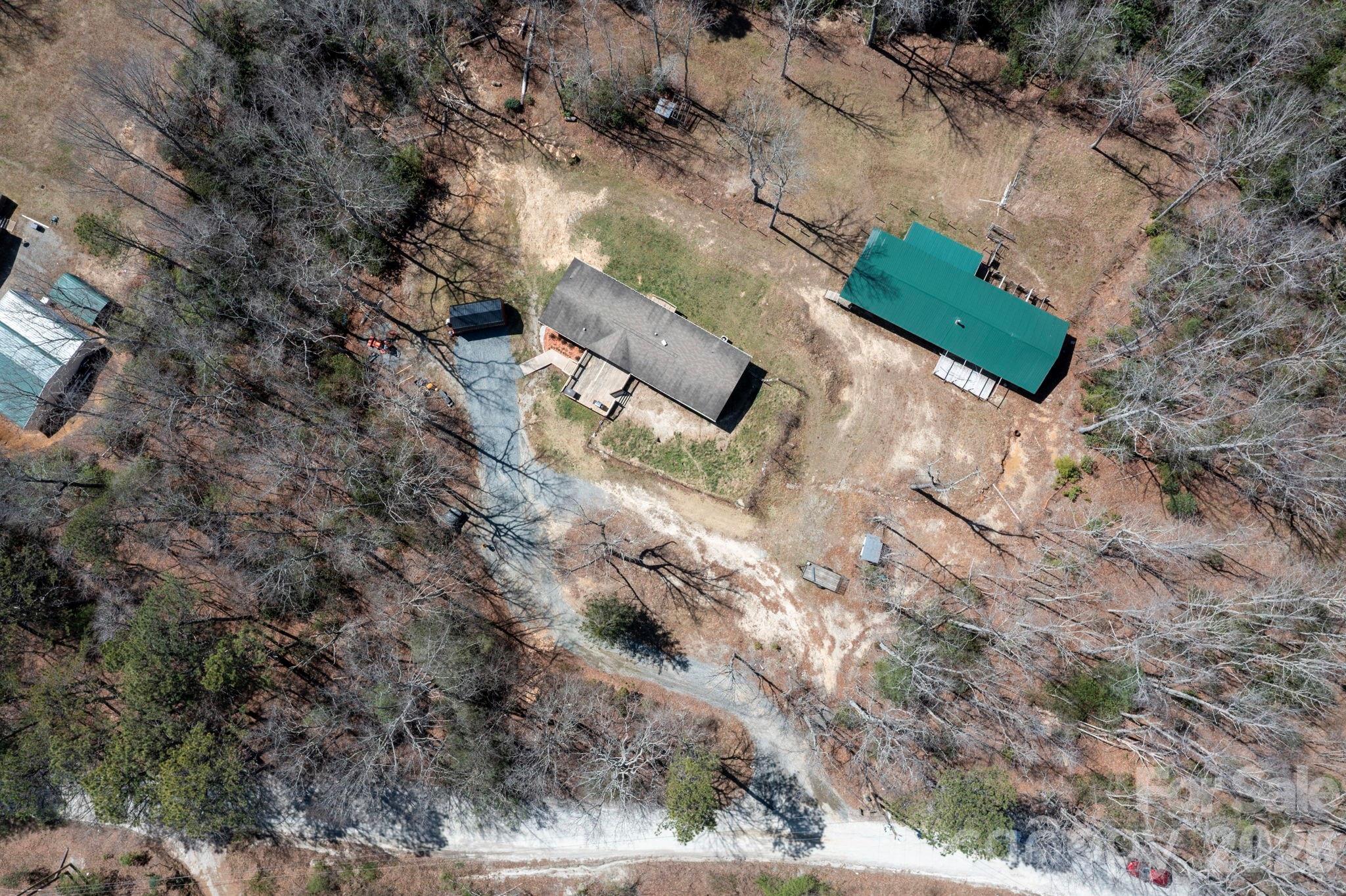 main property photo 34