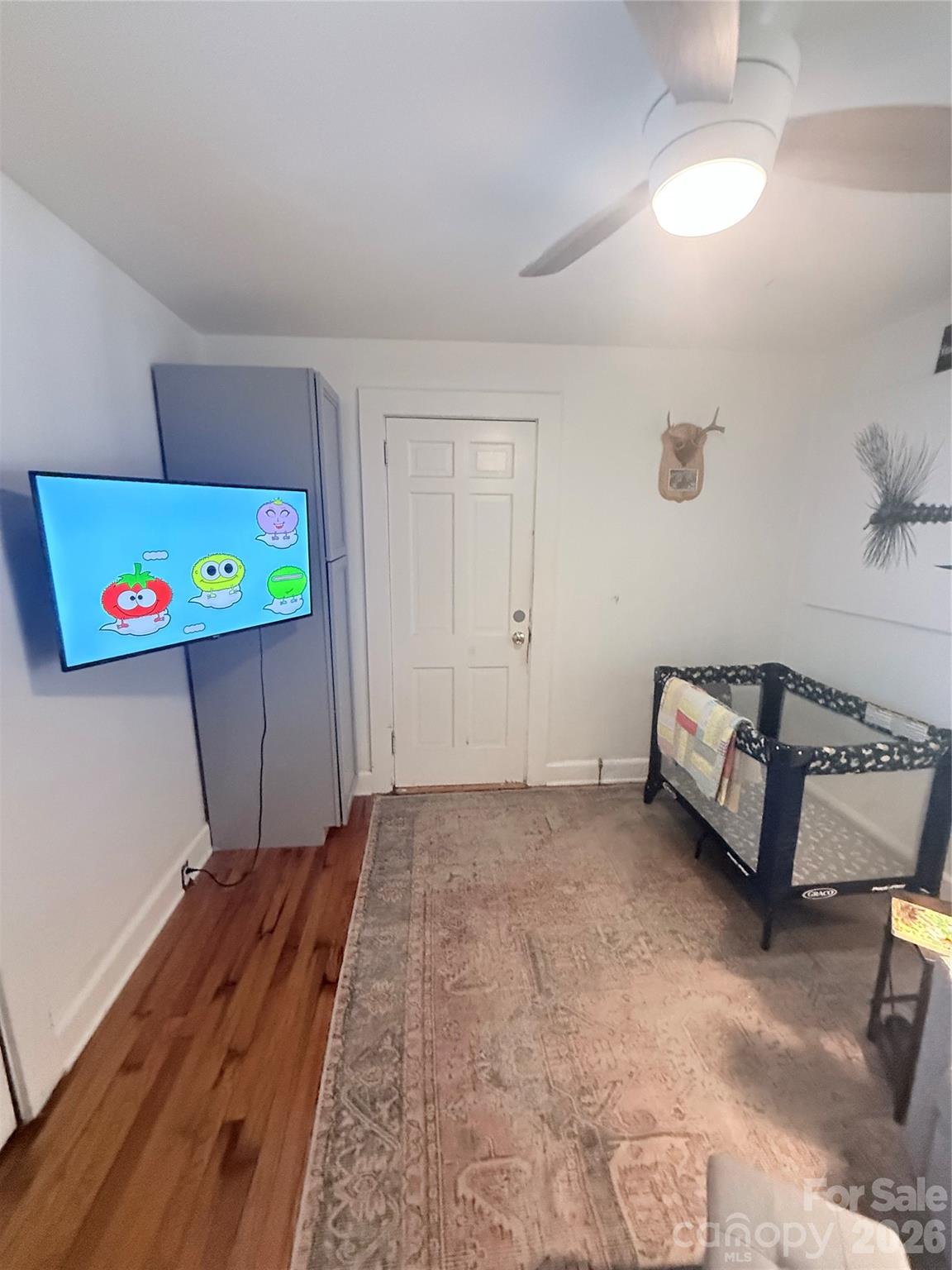 main property photo 33