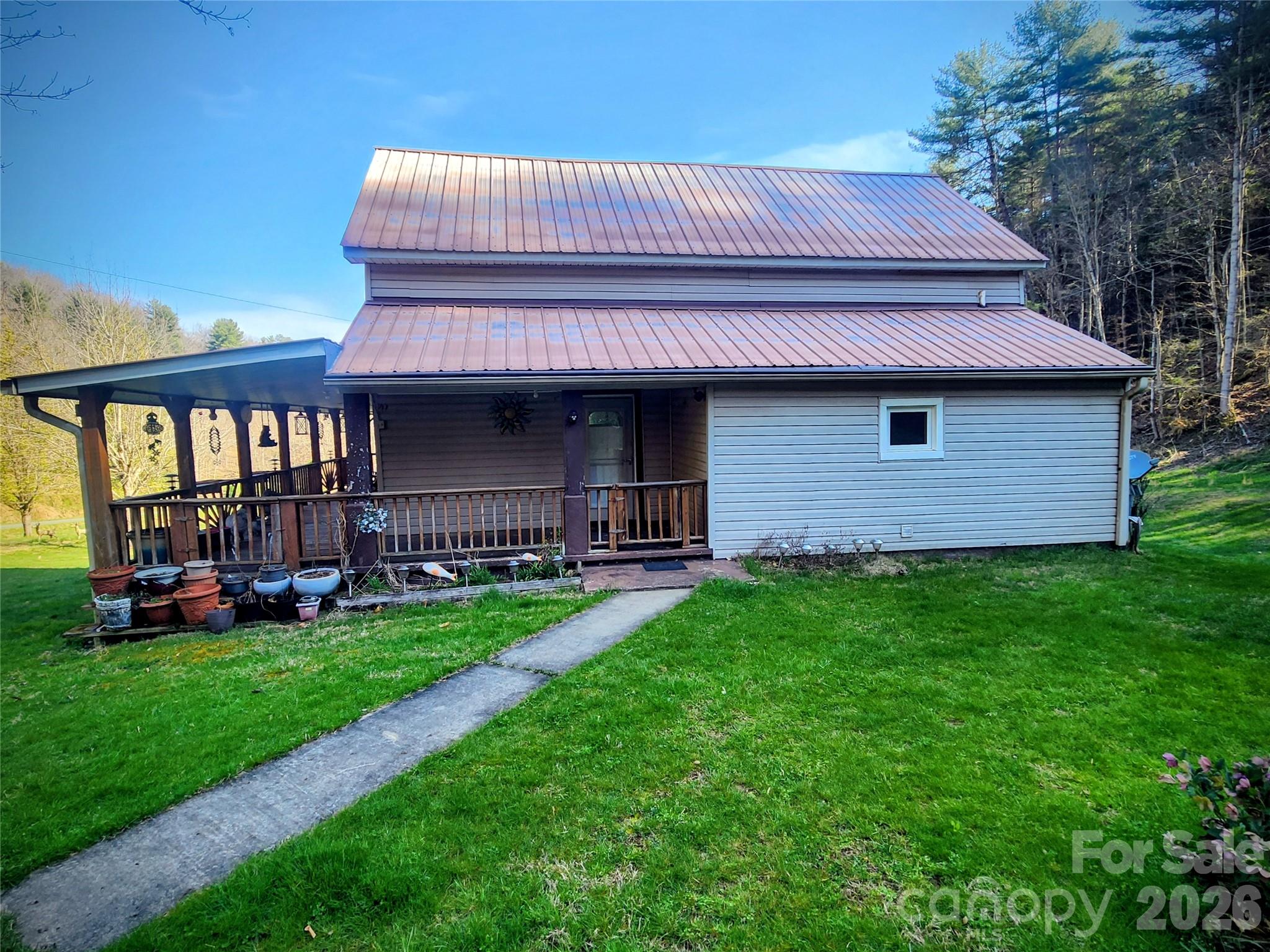 main property photo 17