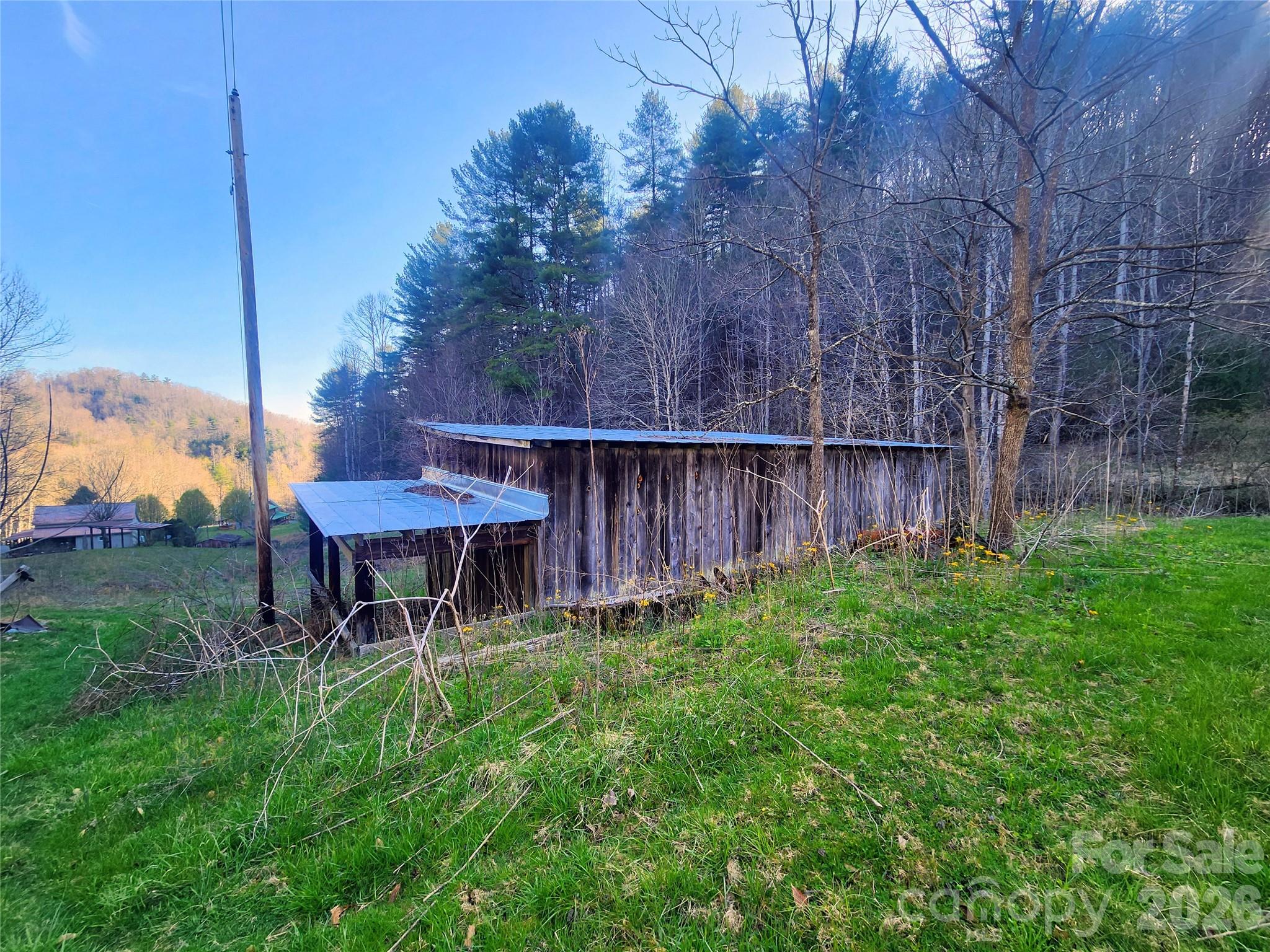 main property photo 31