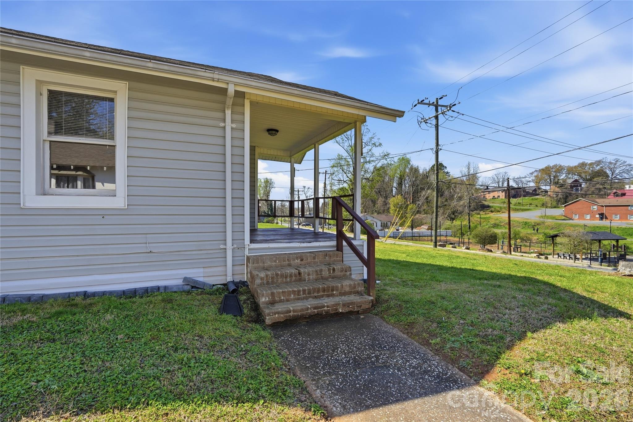 main property photo 21