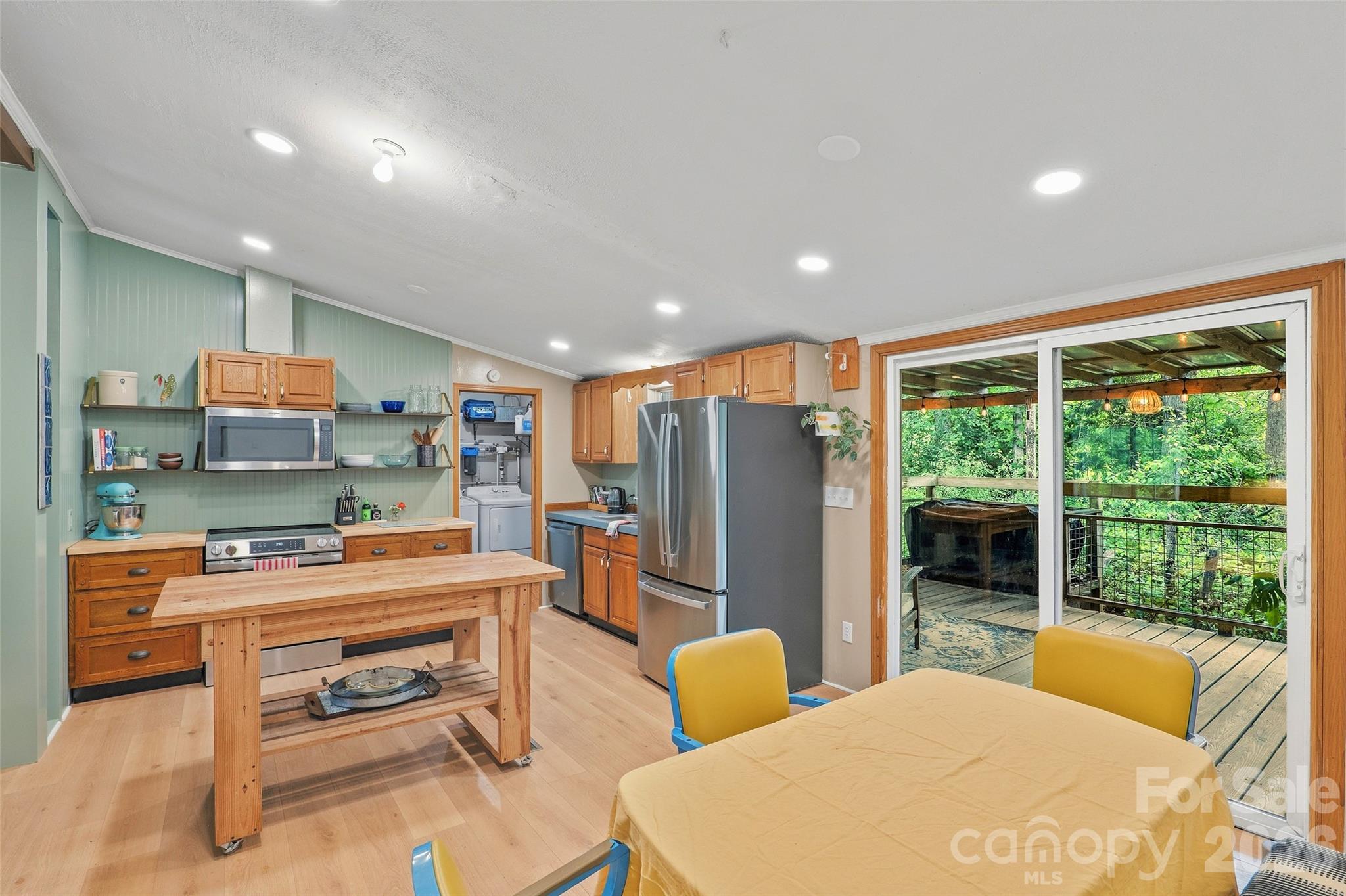 main property photo 5