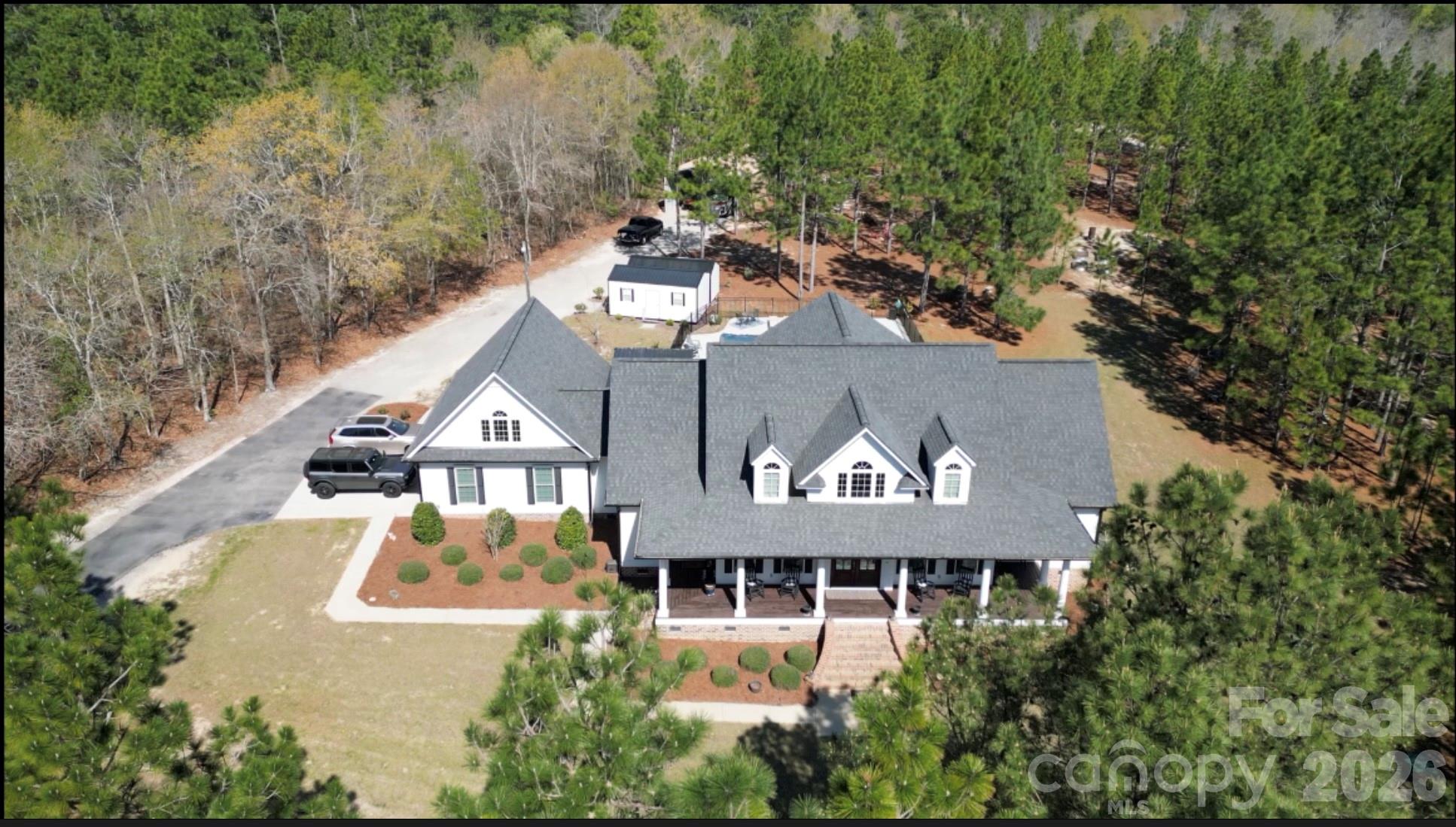 main property photo 40