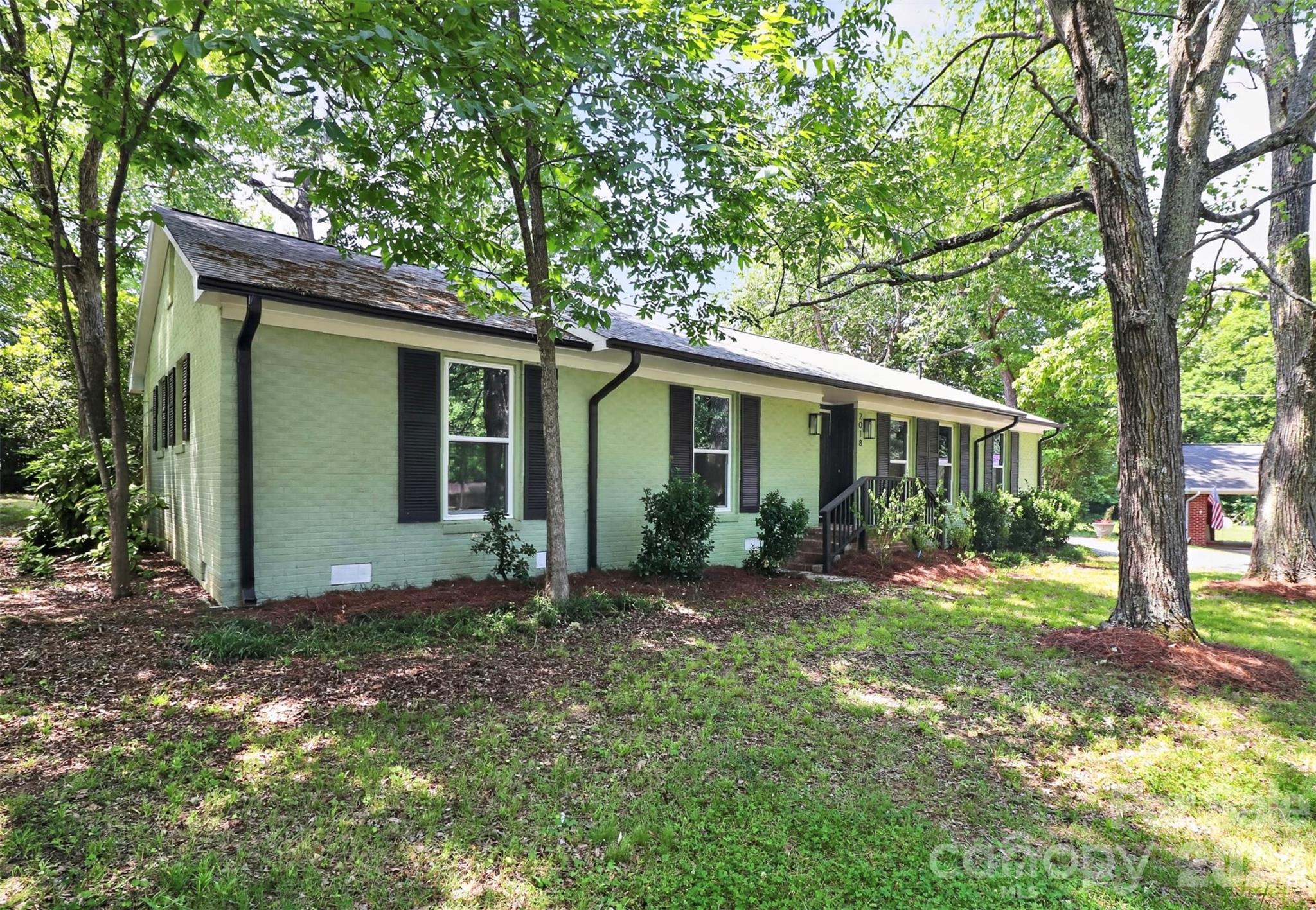 main property photo 36