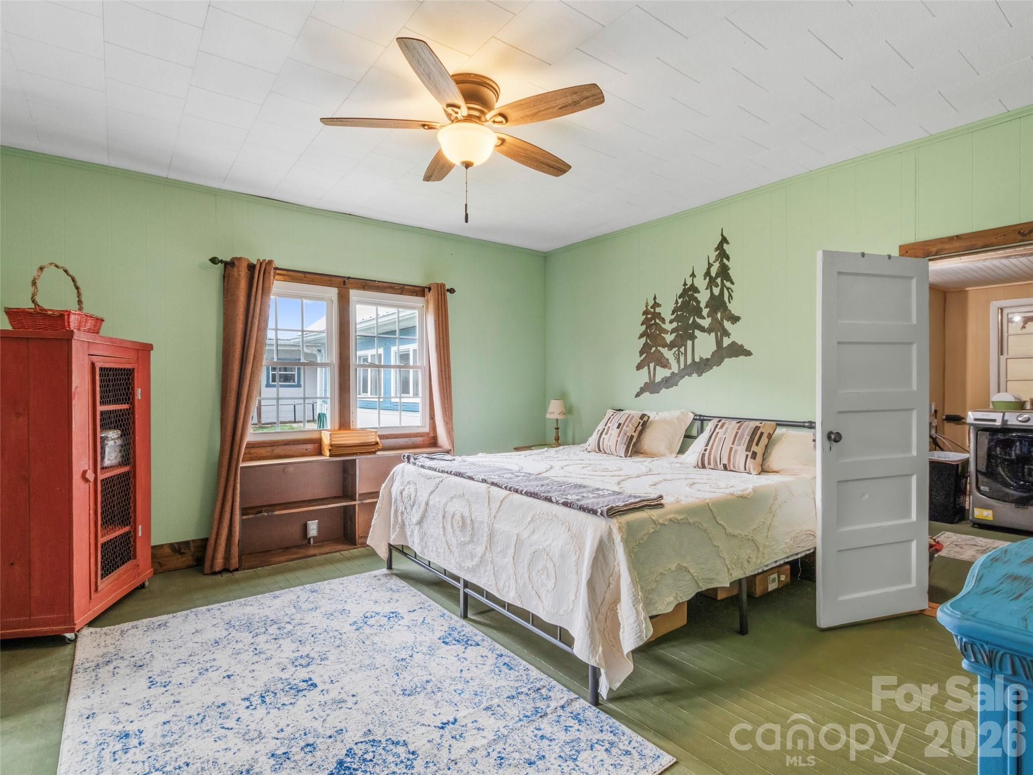 main property photo 15