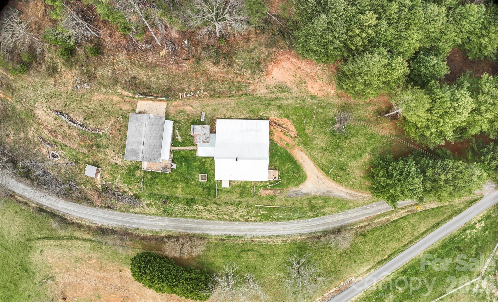 main property photo 35
