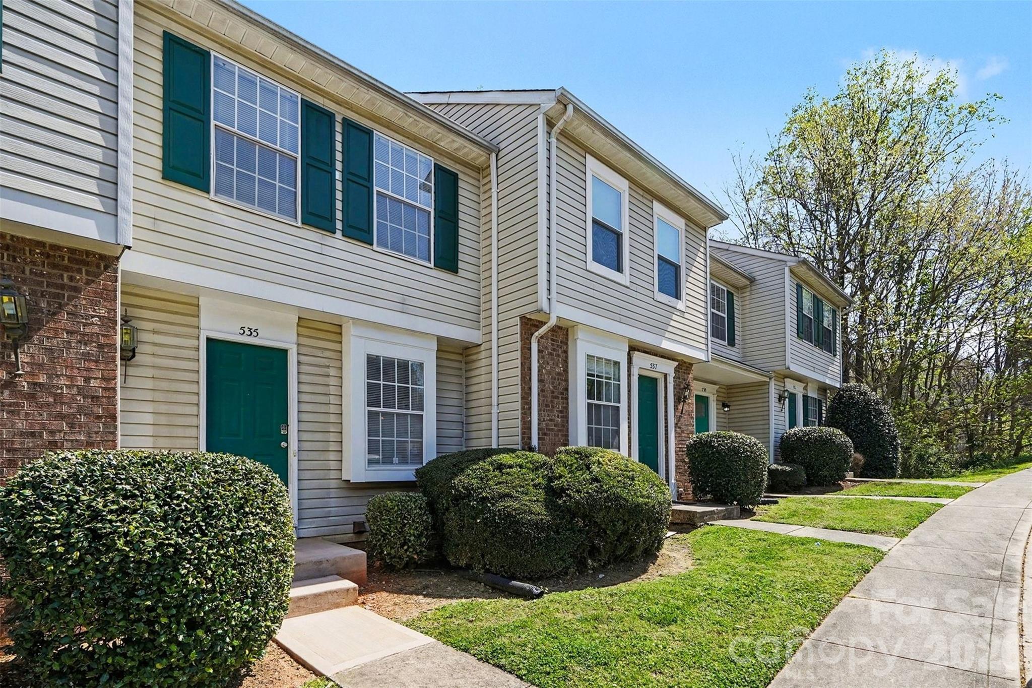 main property photo 4
