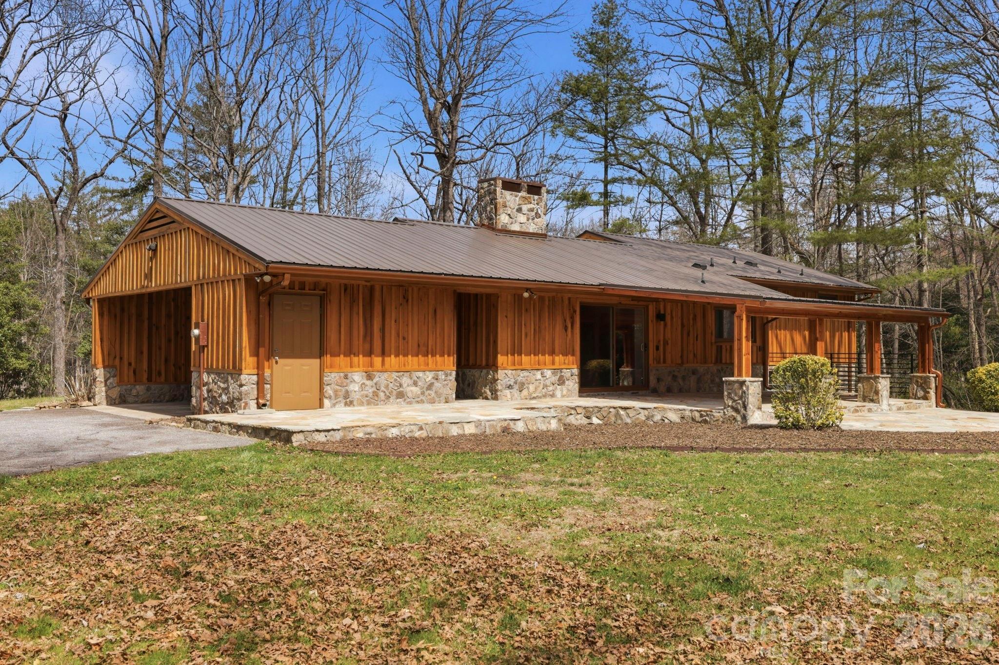 main property photo 6
