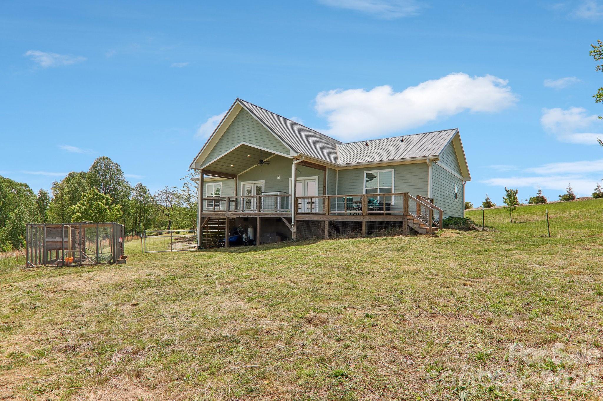 main property photo 25