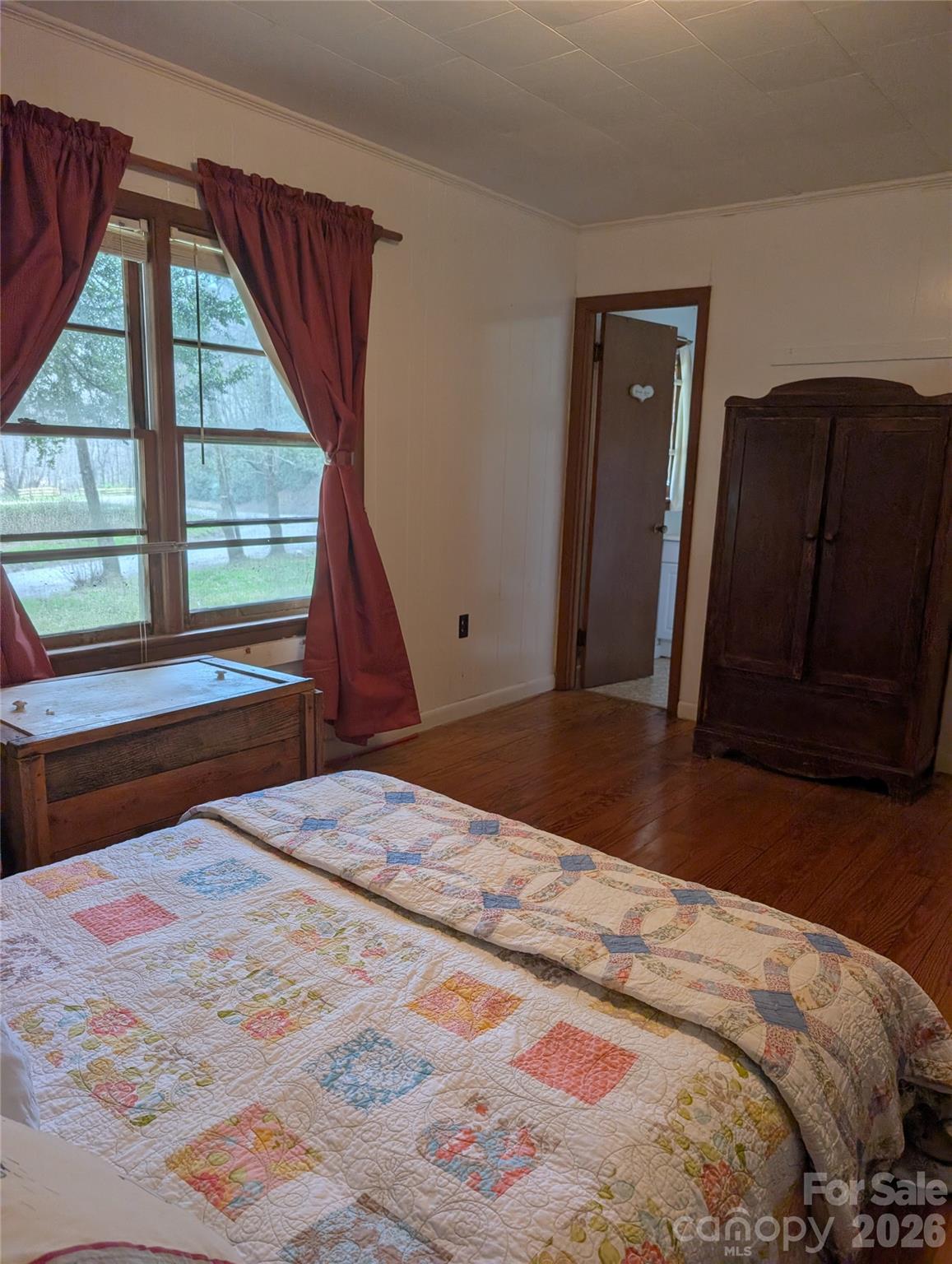 main property photo 14