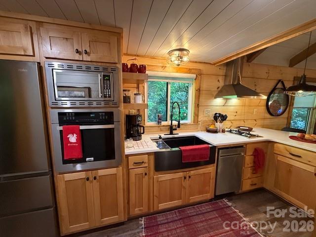 main property photo 7
