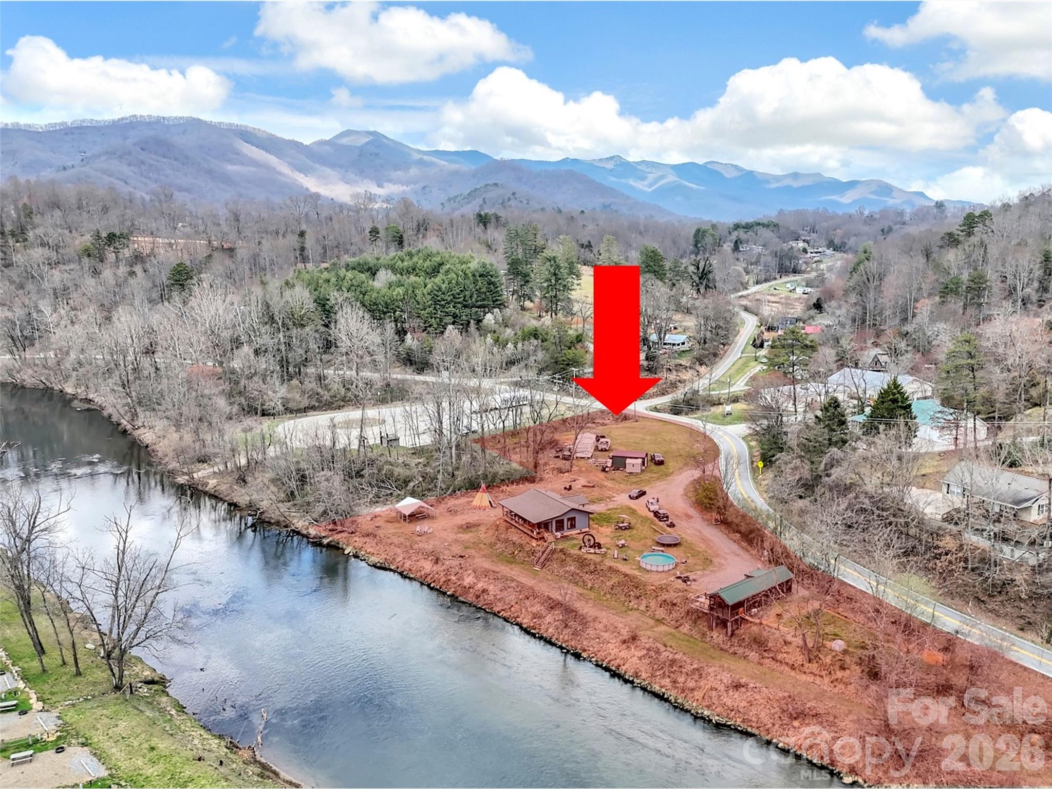 main property photo 4