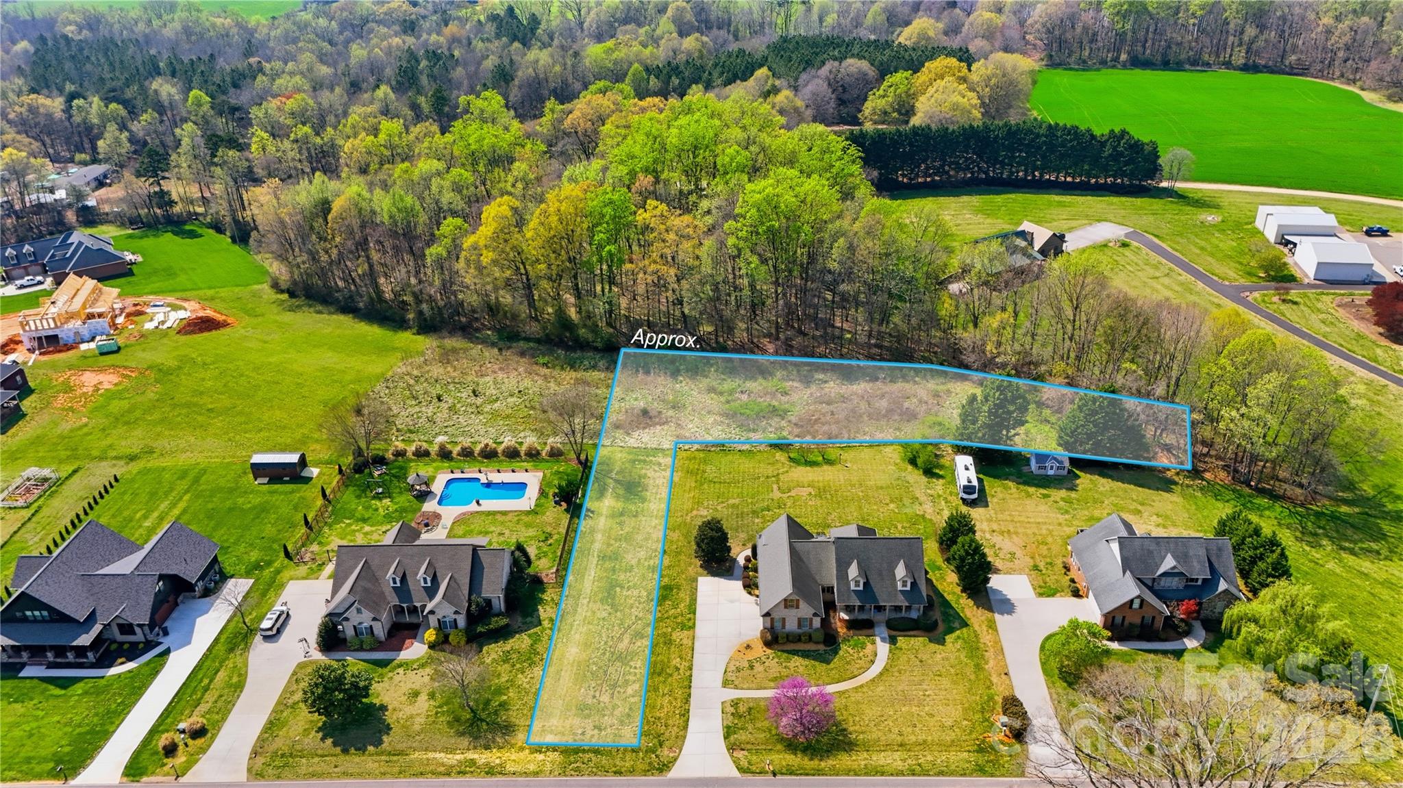 main property photo 5