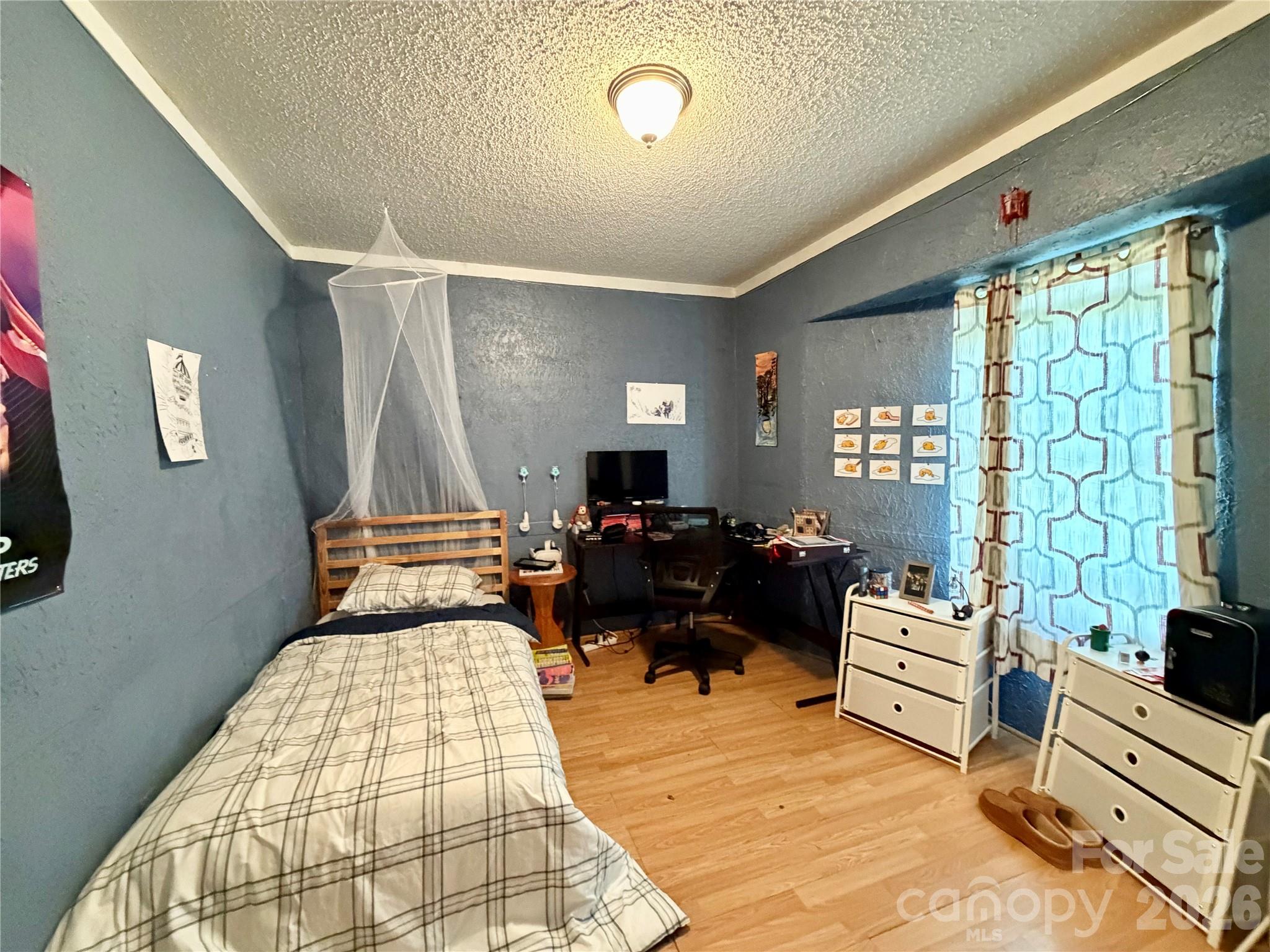 main property photo 18