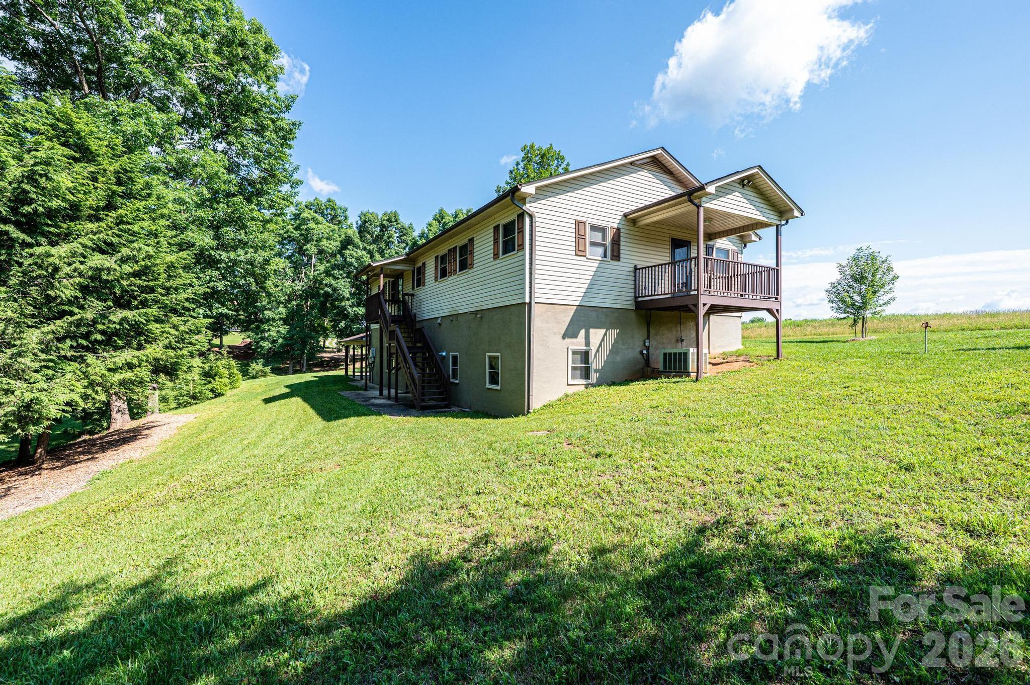 main property photo 14