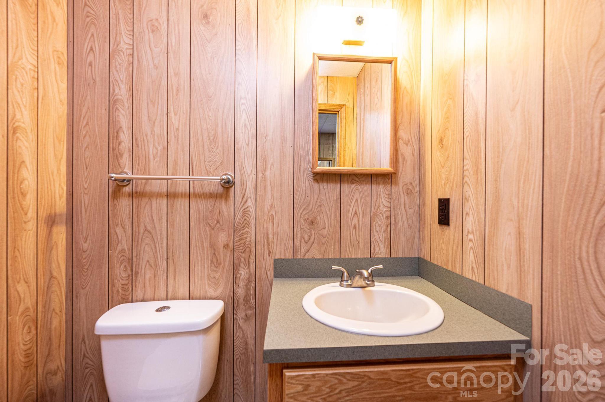 main property photo 36
