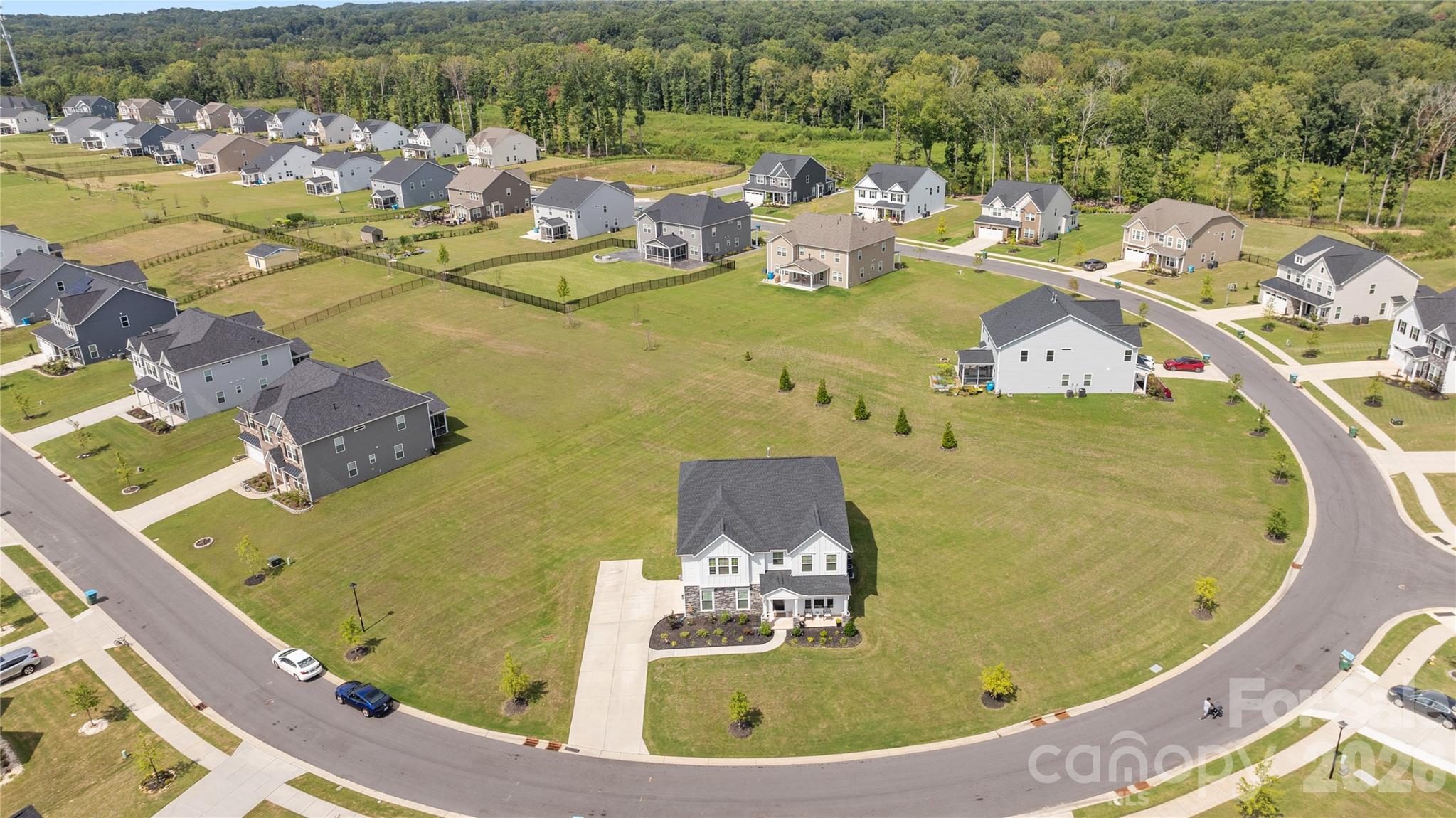 main property photo 40