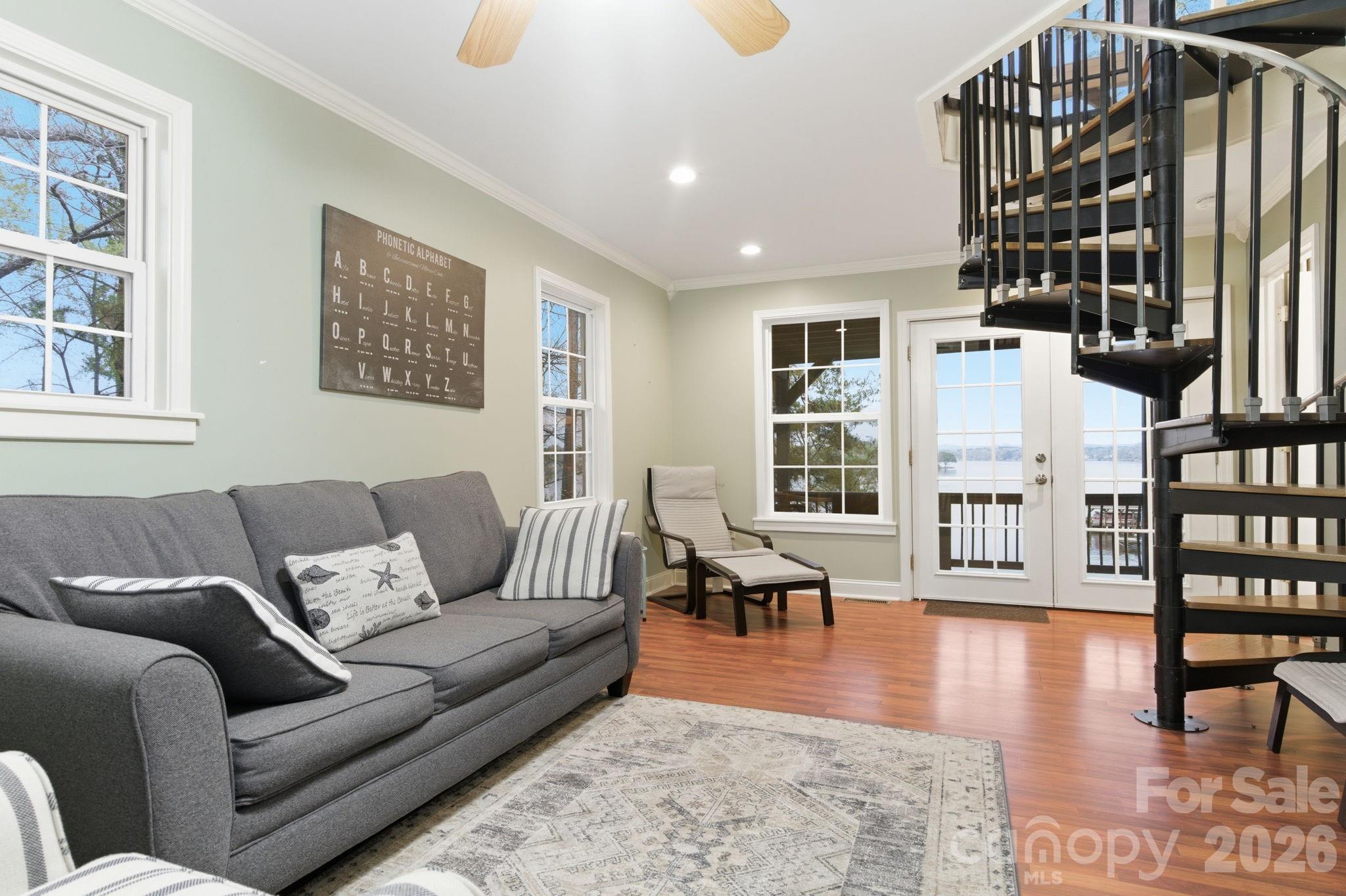 main property photo 15
